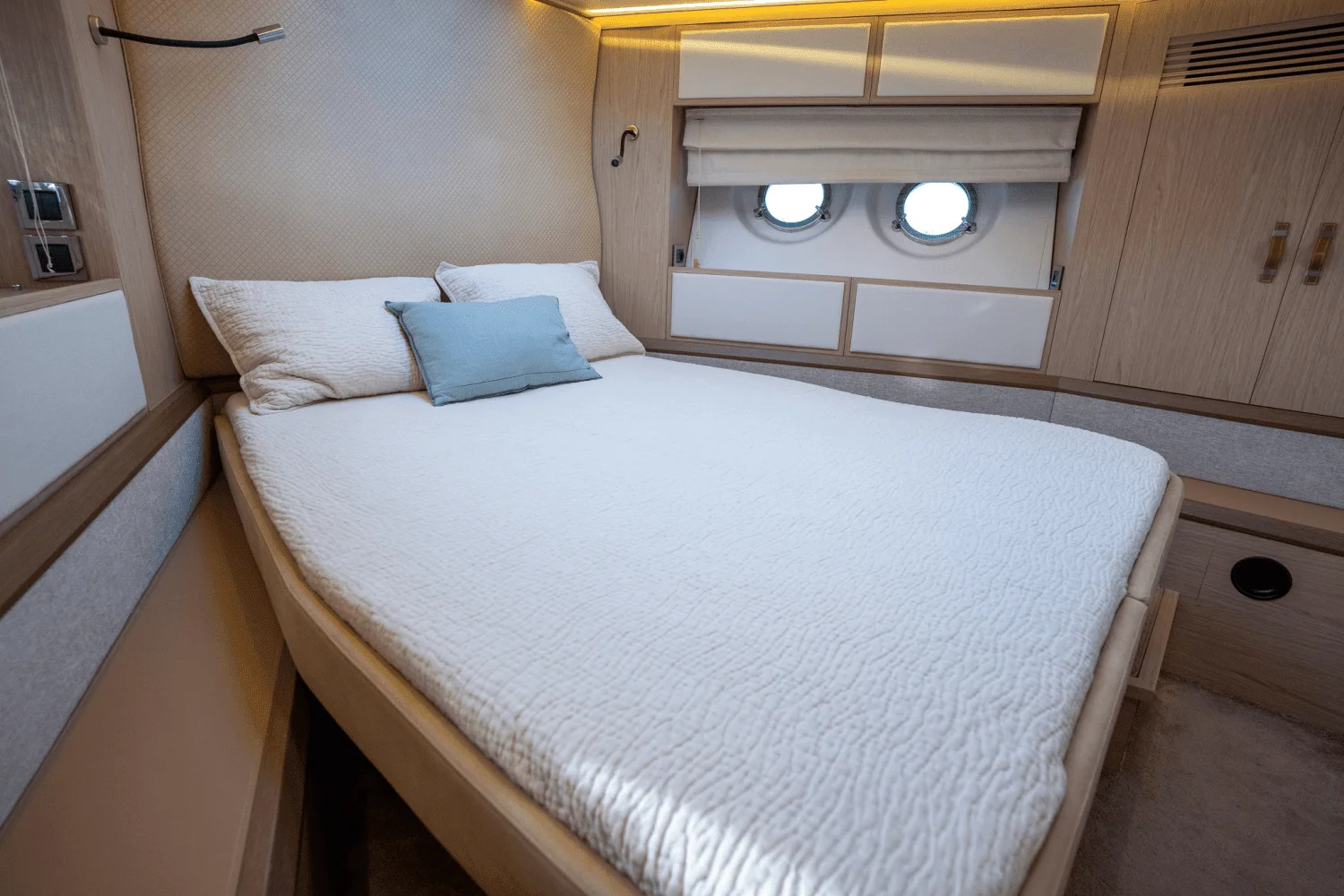 2019 Monte Carlo Yachts MC6 Image Thumbnail #48