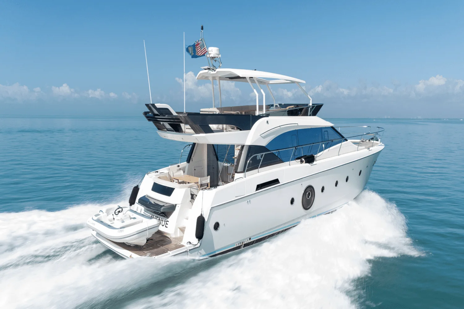 2019 Monte Carlo Yachts MC6 Image Thumbnail #5