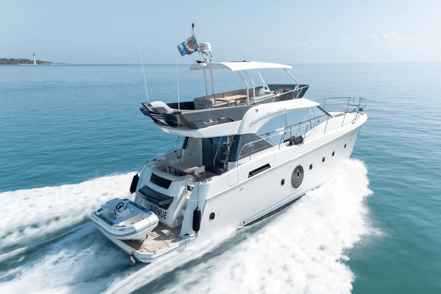 2019 Monte Carlo Yachts MC6 Image Thumbnail #3