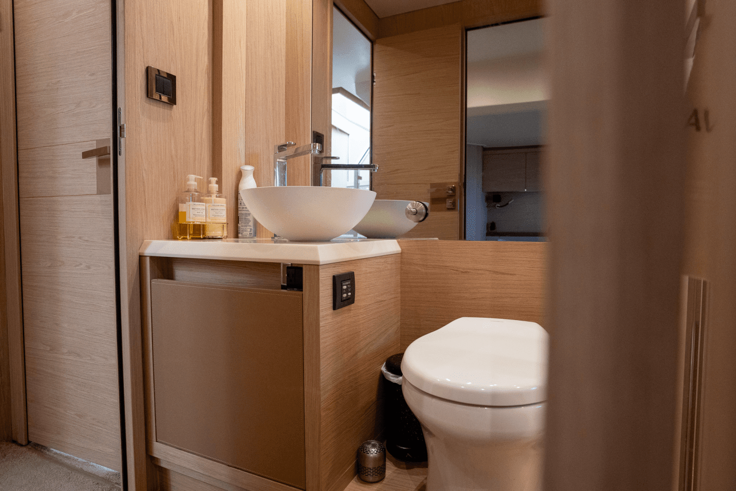 2019 Monte Carlo Yachts MC6 Image Thumbnail #54