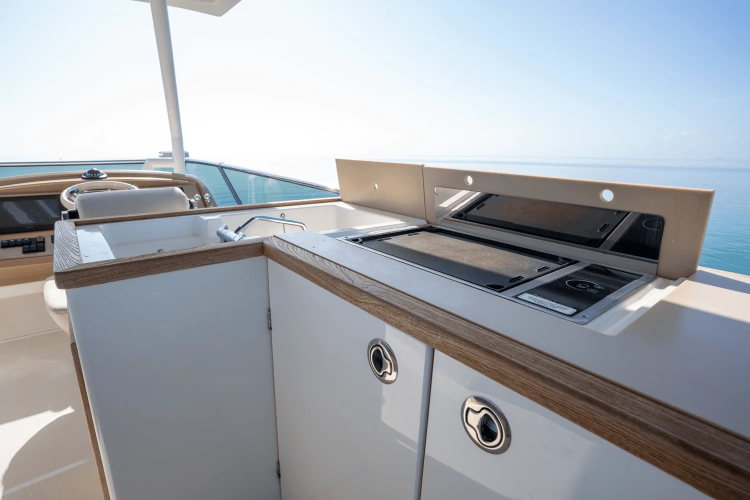 2019 Monte Carlo Yachts MC6 Image Thumbnail #17