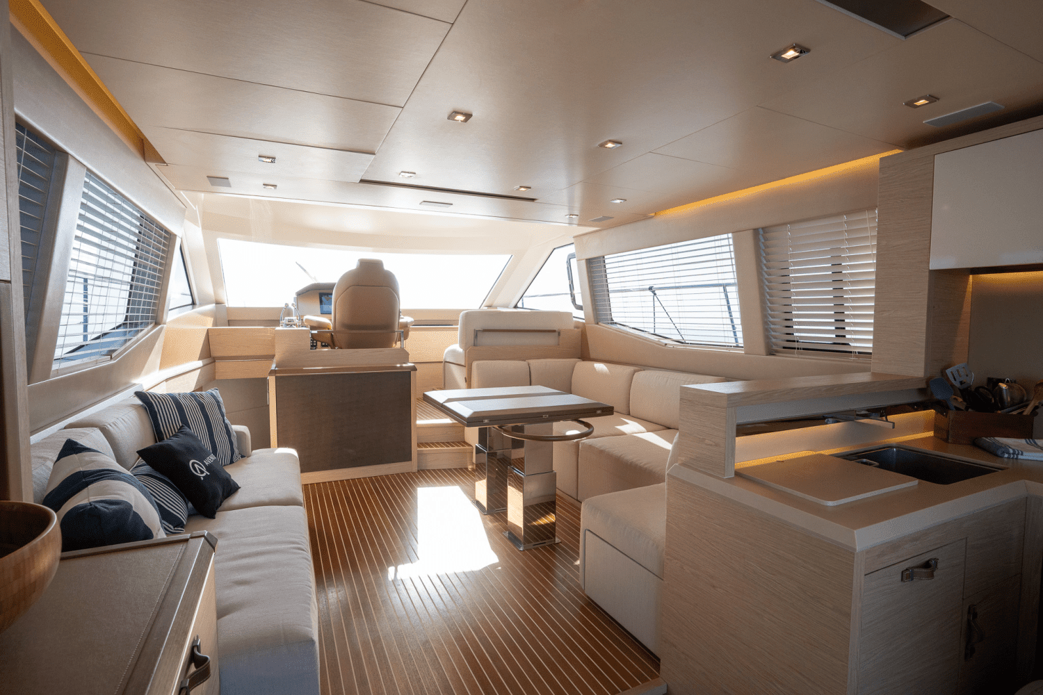2019 Monte Carlo Yachts MC6 Image Thumbnail #40