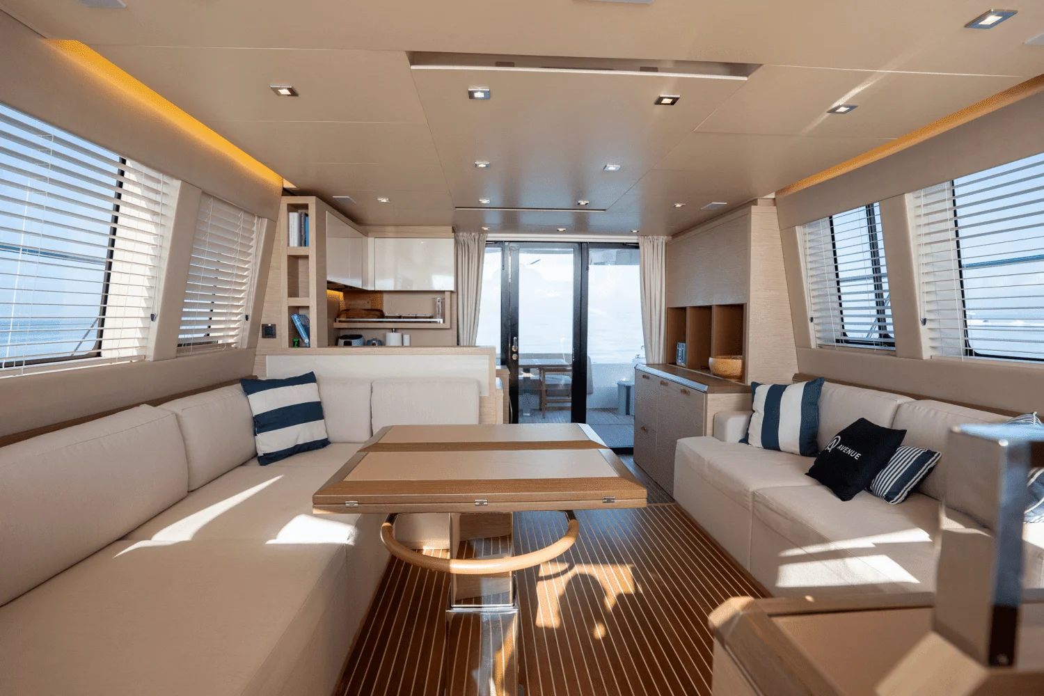 2019 Monte Carlo Yachts MC6 Image Thumbnail #33