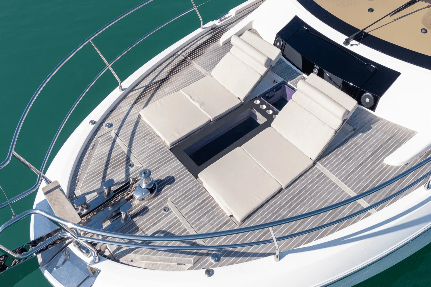 2019 Monte Carlo Yachts MC6 Image Thumbnail #10