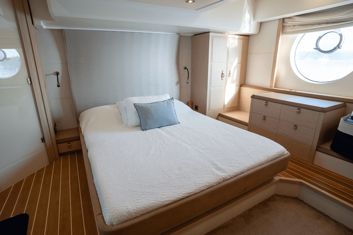 2019 Monte Carlo Yachts MC6 Image Thumbnail #43