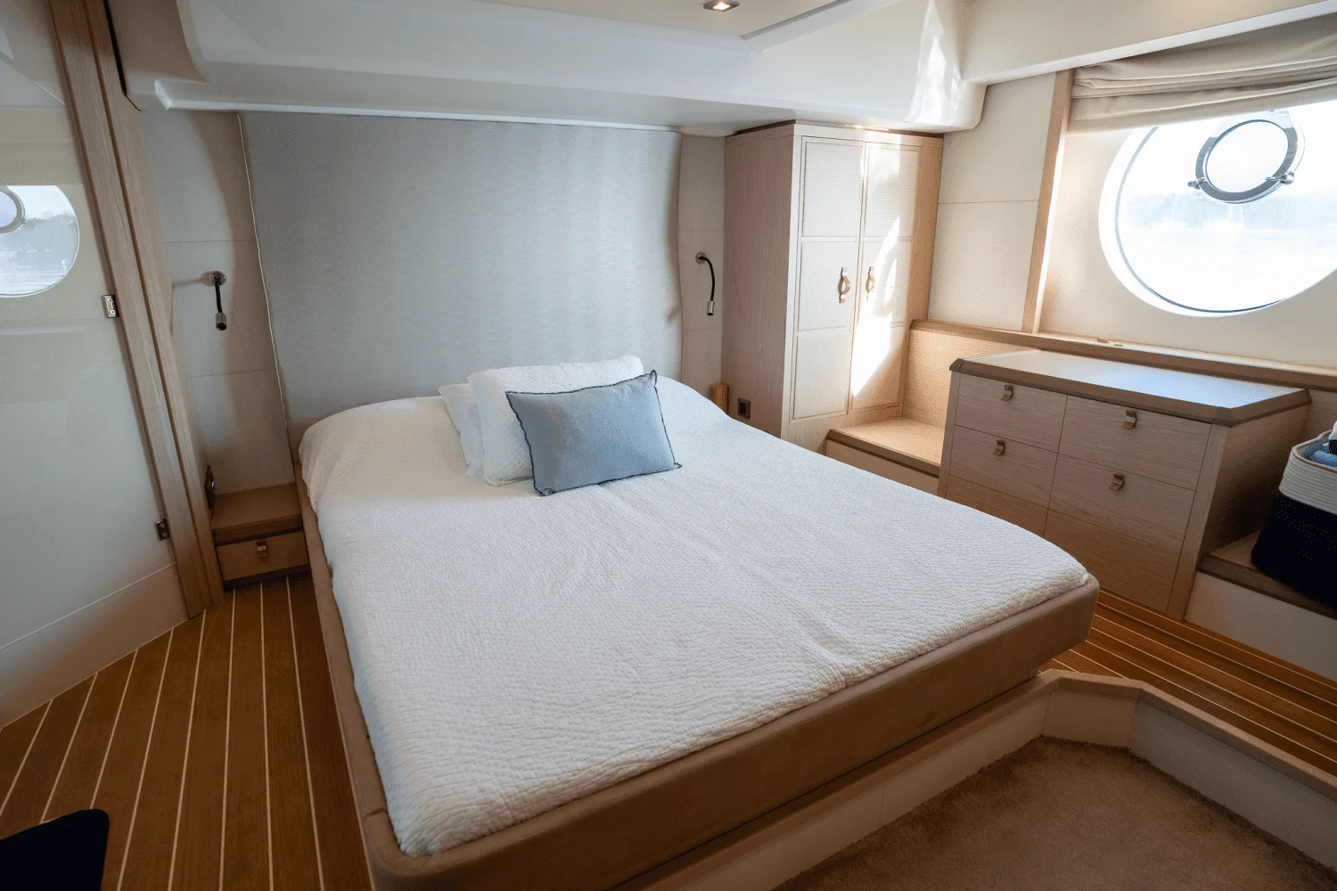 2019 Monte Carlo Yachts MC6 Image Thumbnail #43