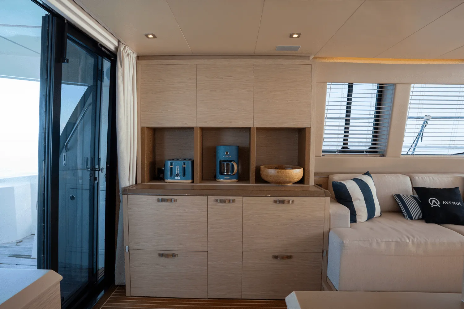 2019 Monte Carlo Yachts MC6 Image Thumbnail #28