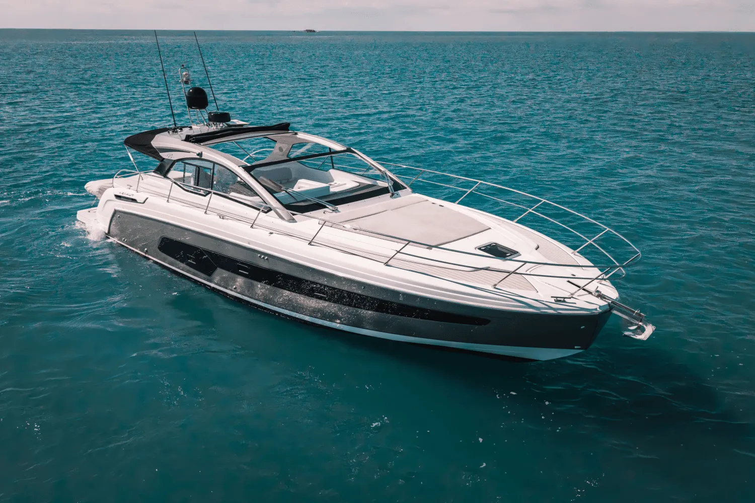 2024 Azimut Atlantis 45 Image Thumbnail #2