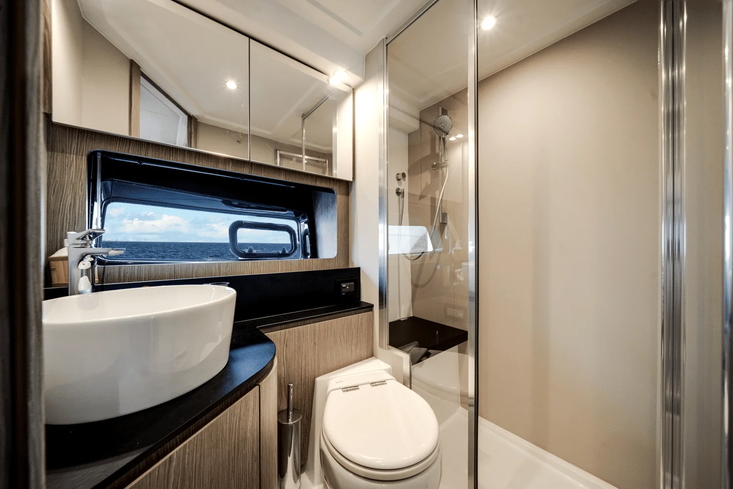 2024 Azimut Atlantis 45 Image Thumbnail #11