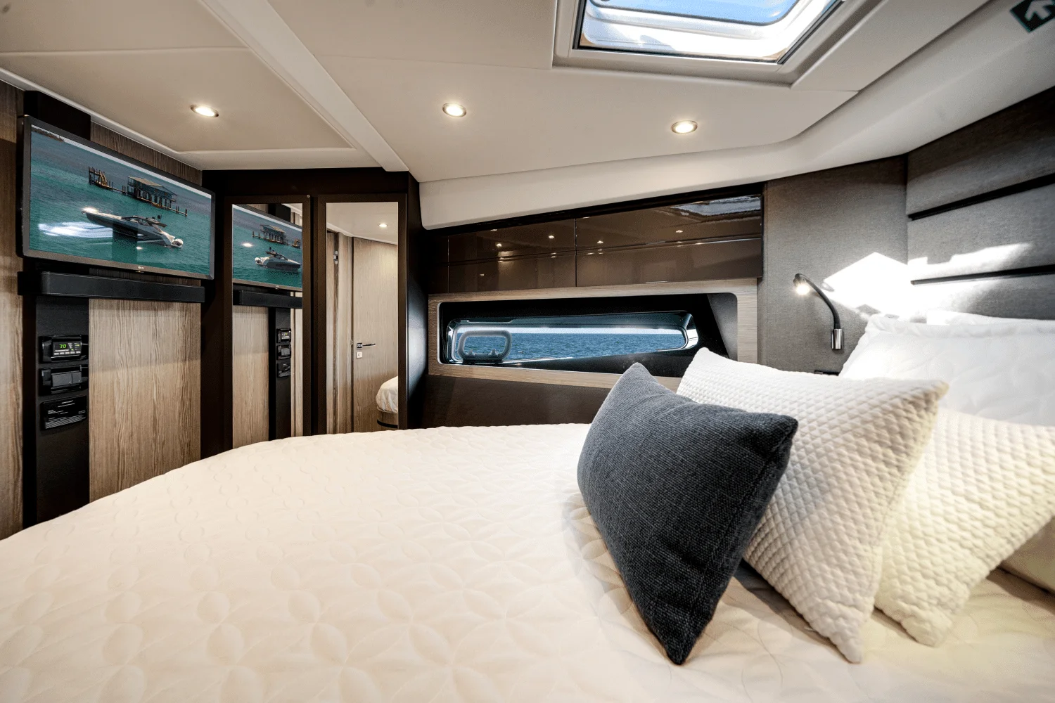 2024 Azimut Atlantis 45 Image Thumbnail #10