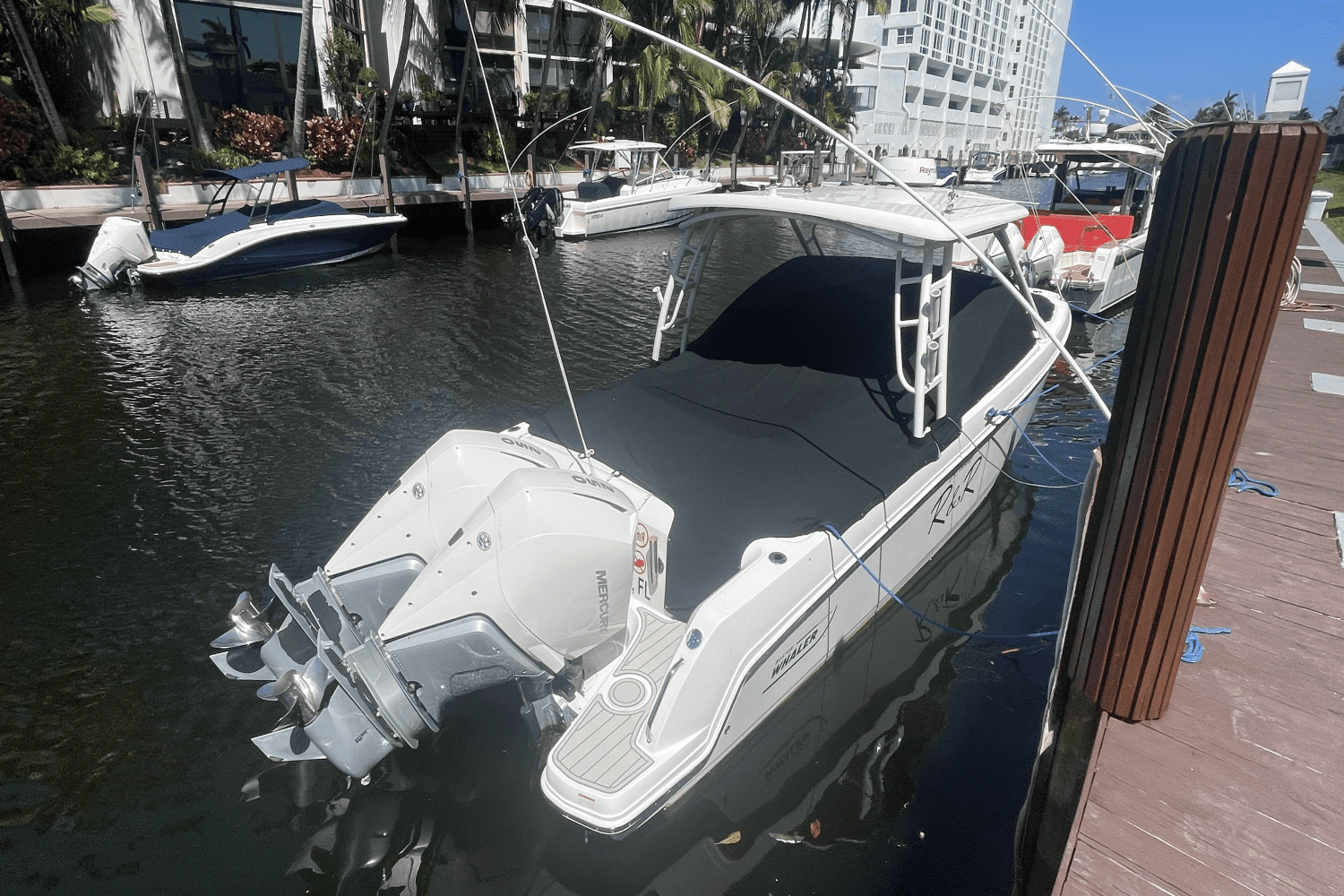 2019 Boston Whaler 270 VANTAGE Image Thumbnail #3