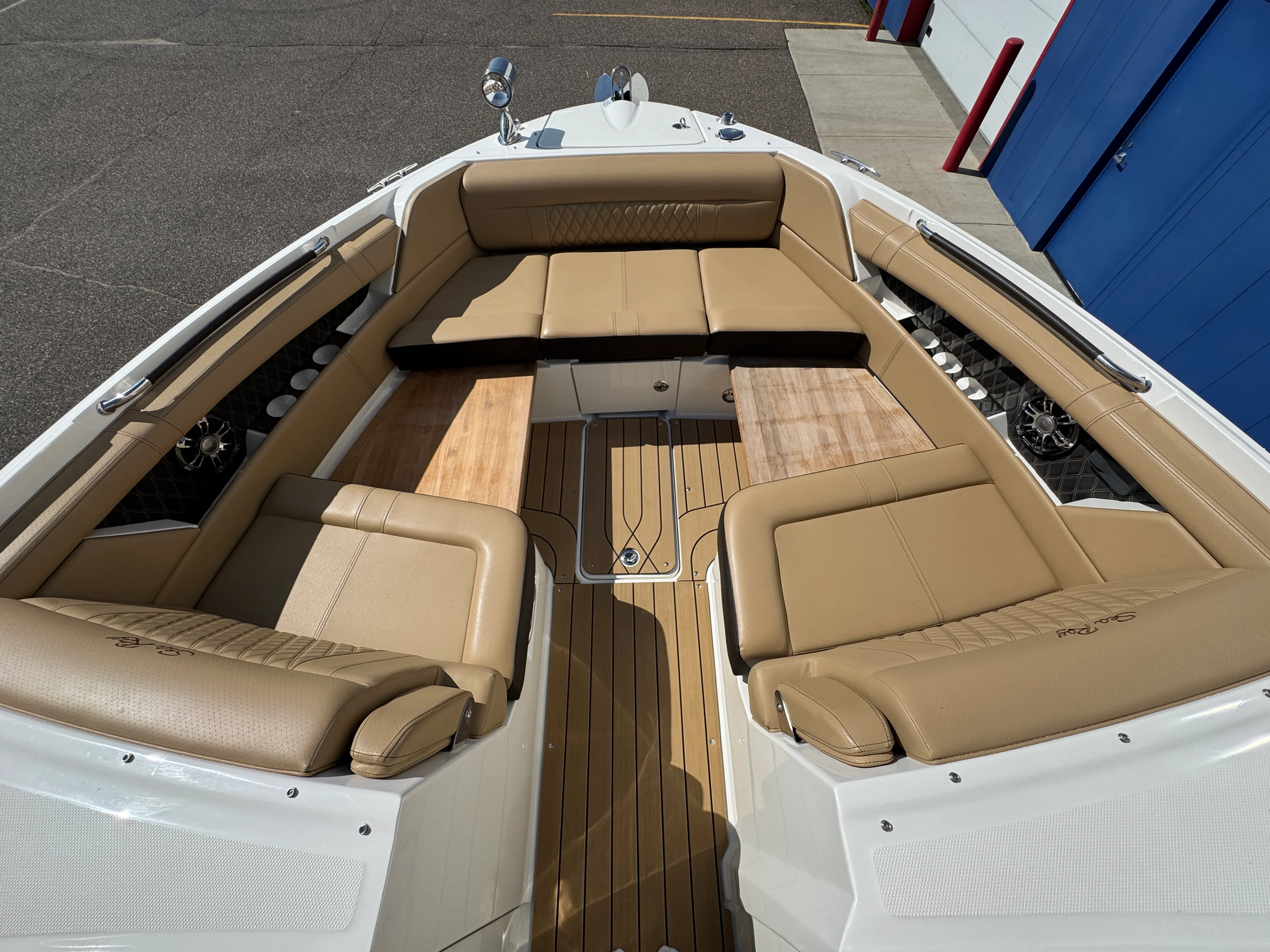 2022 Sea Ray 350 SLX Image Thumbnail #11