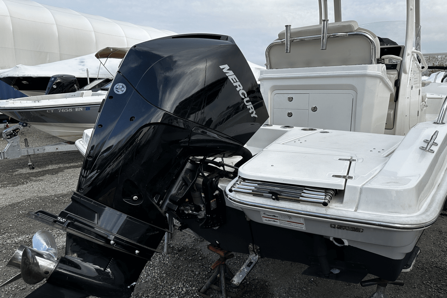 2024 Boston Whaler 220 Dauntless Image Thumbnail #4