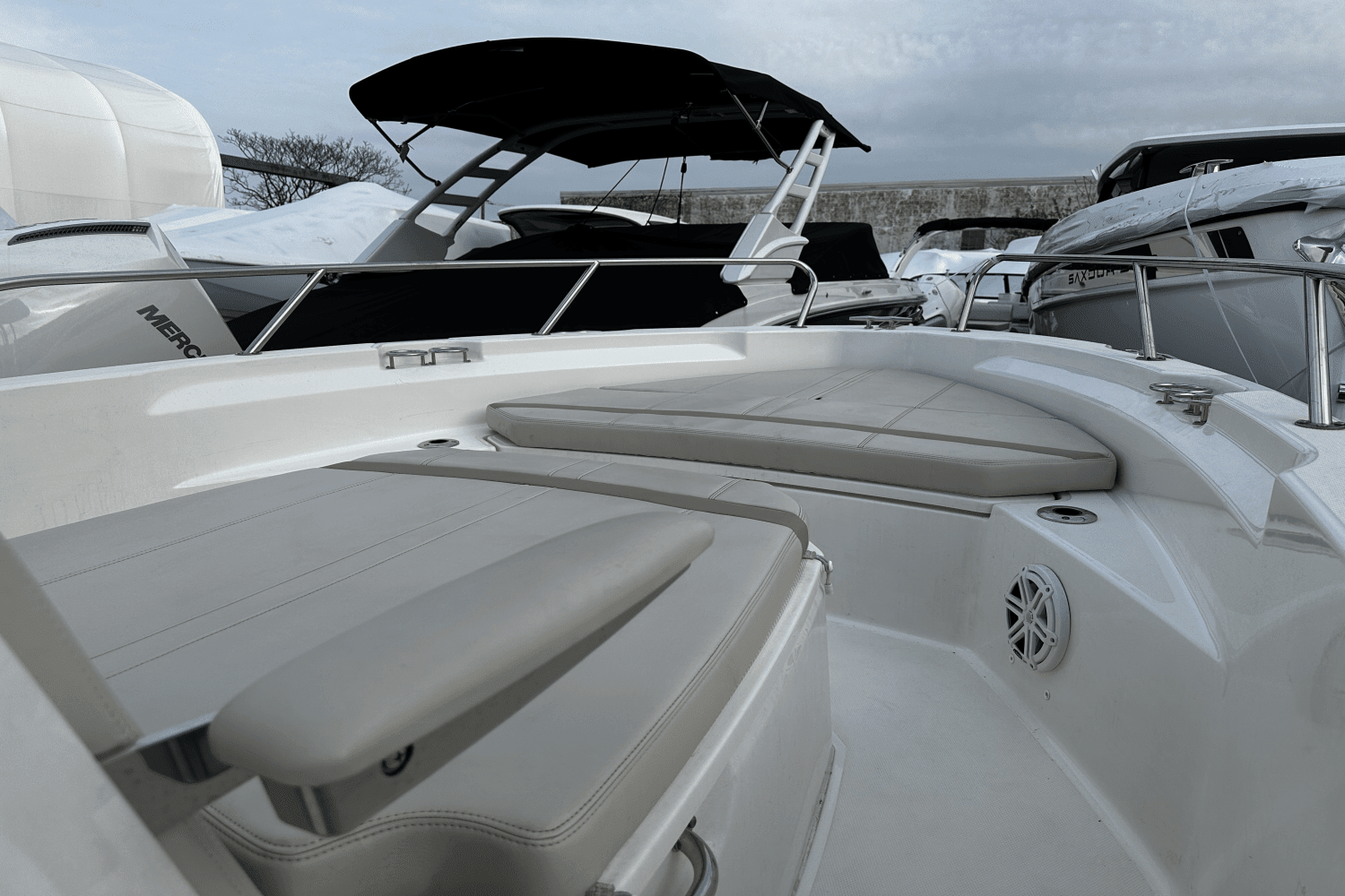 2024 Boston Whaler 220 Dauntless Image Thumbnail #18