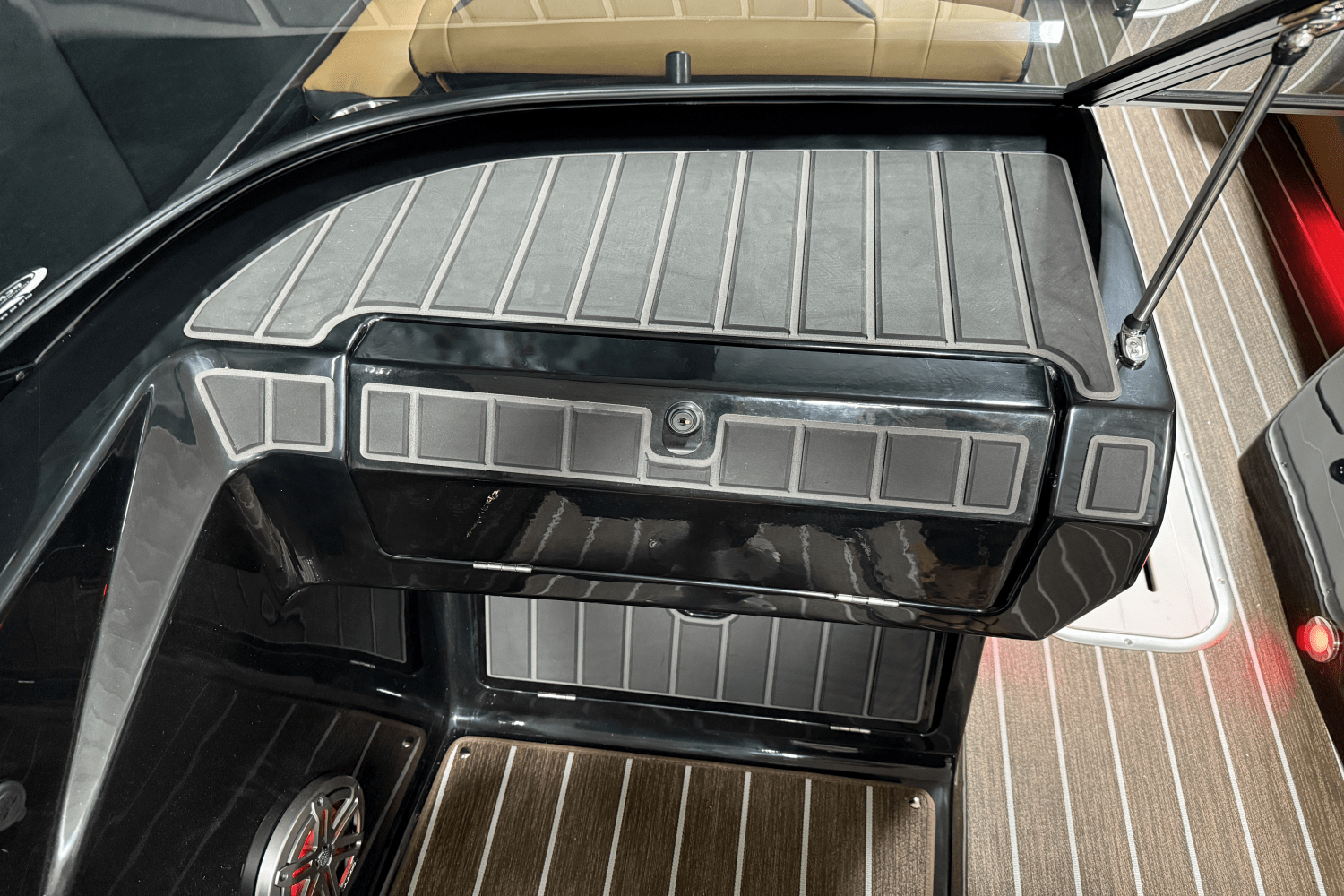 2025 Premier 250 Solaris Sport Image Thumbnail #39