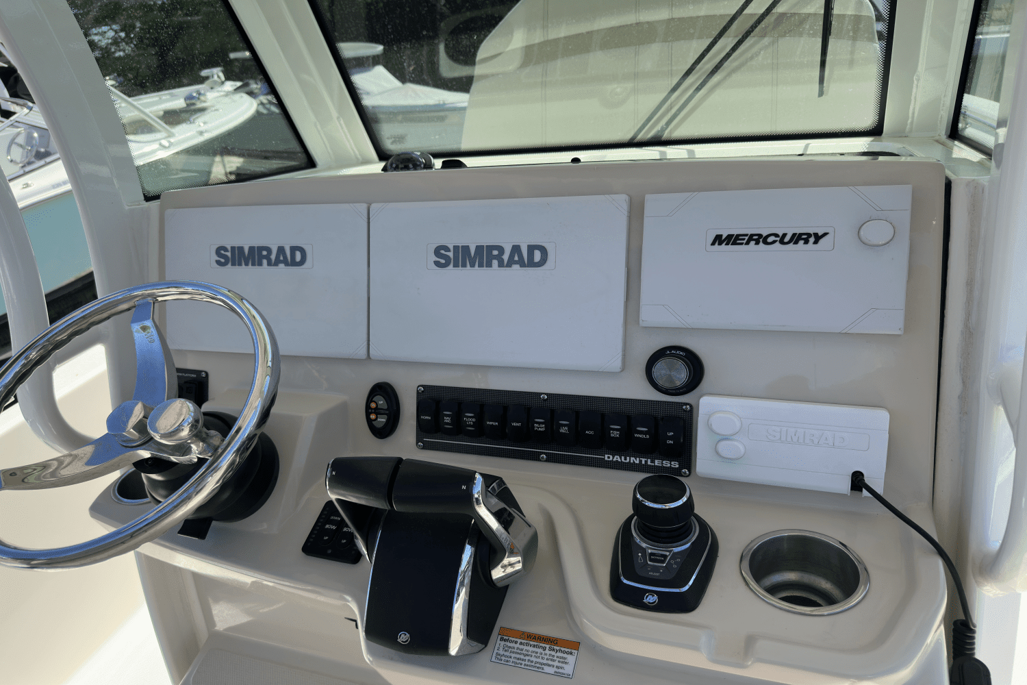2023 Boston Whaler 28 DAUNTLESS Image Thumbnail #12