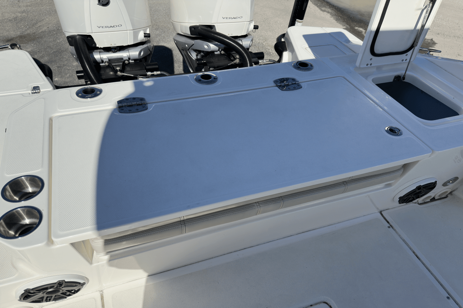 2023 Boston Whaler 28 DAUNTLESS Image Thumbnail #6