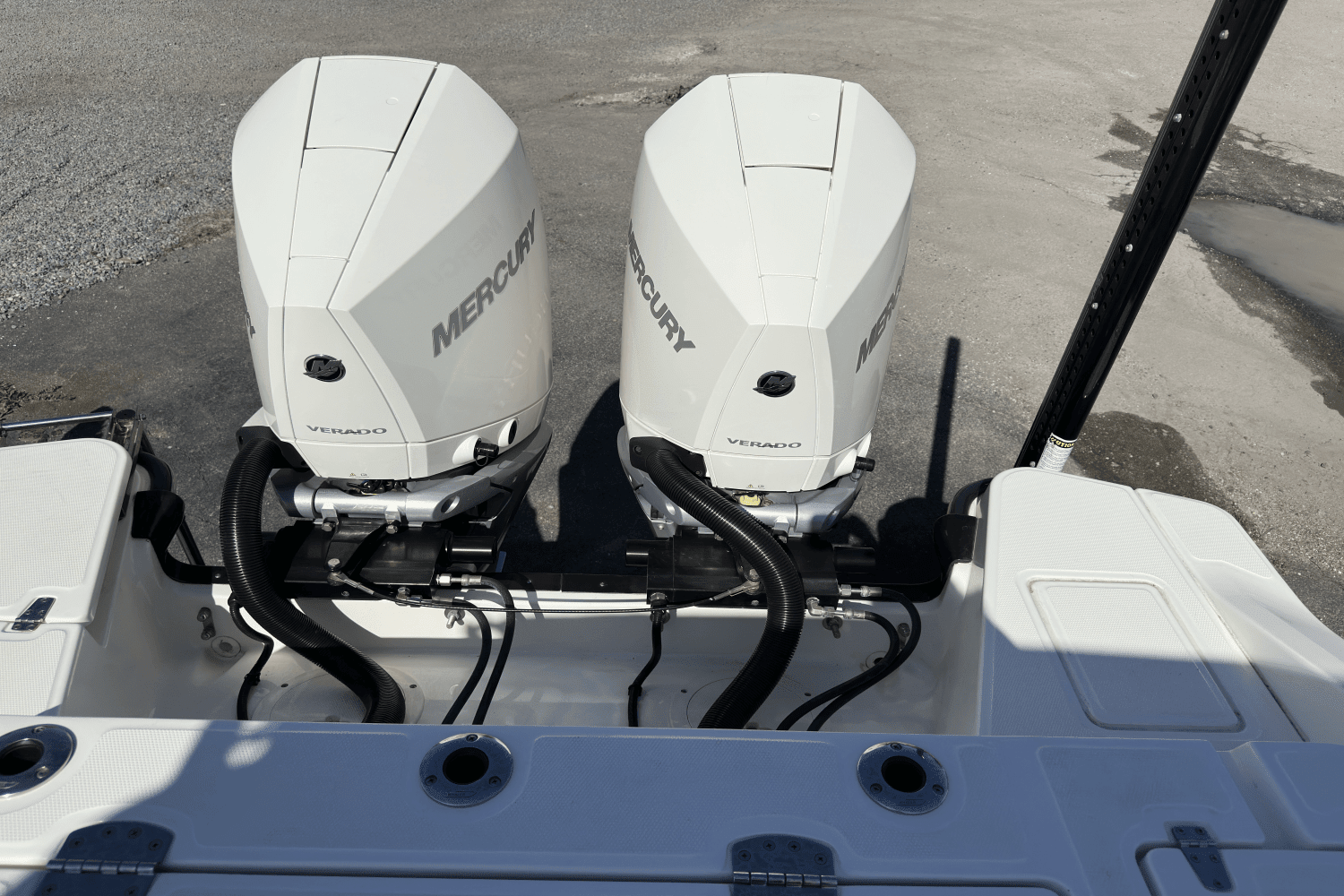 2023 Boston Whaler 28 DAUNTLESS Image Thumbnail #5