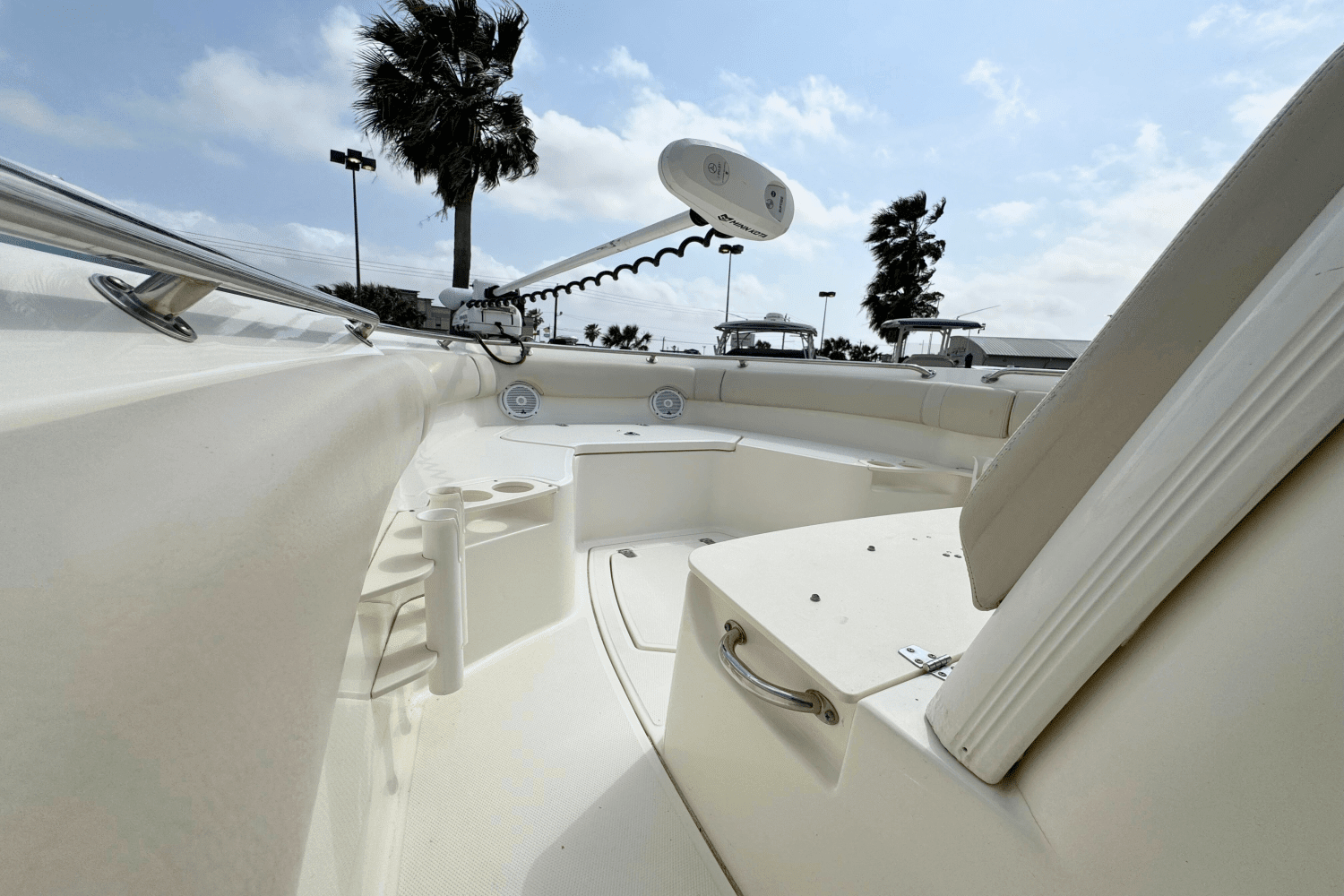 2017 Boston Whaler 230 Outrage Image Thumbnail #14