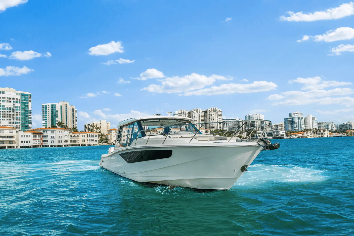 2022 Boston Whaler 405 CONQUEST Image Thumbnail #9