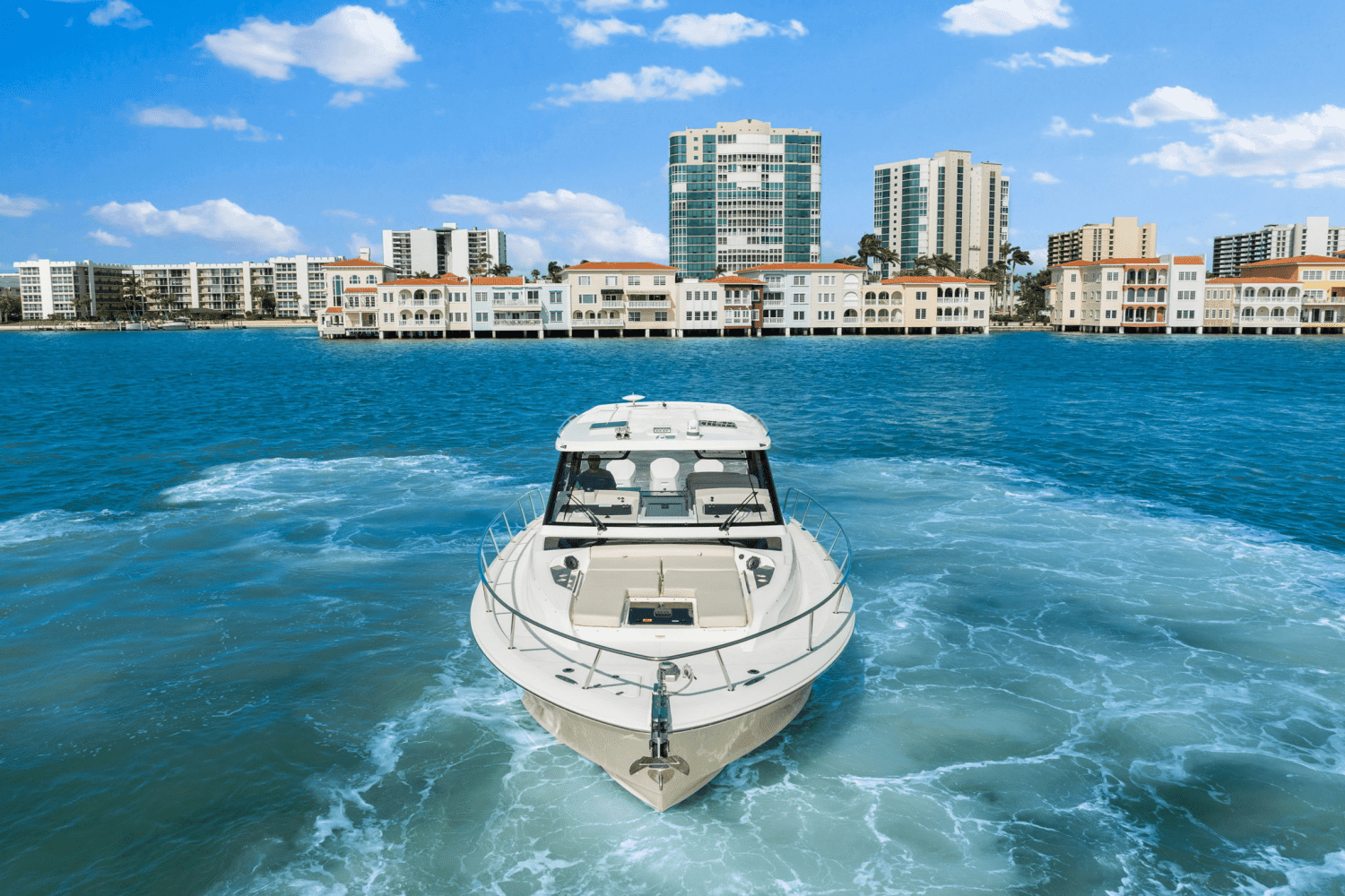 2022 Boston Whaler 405 CONQUEST Image Thumbnail #7