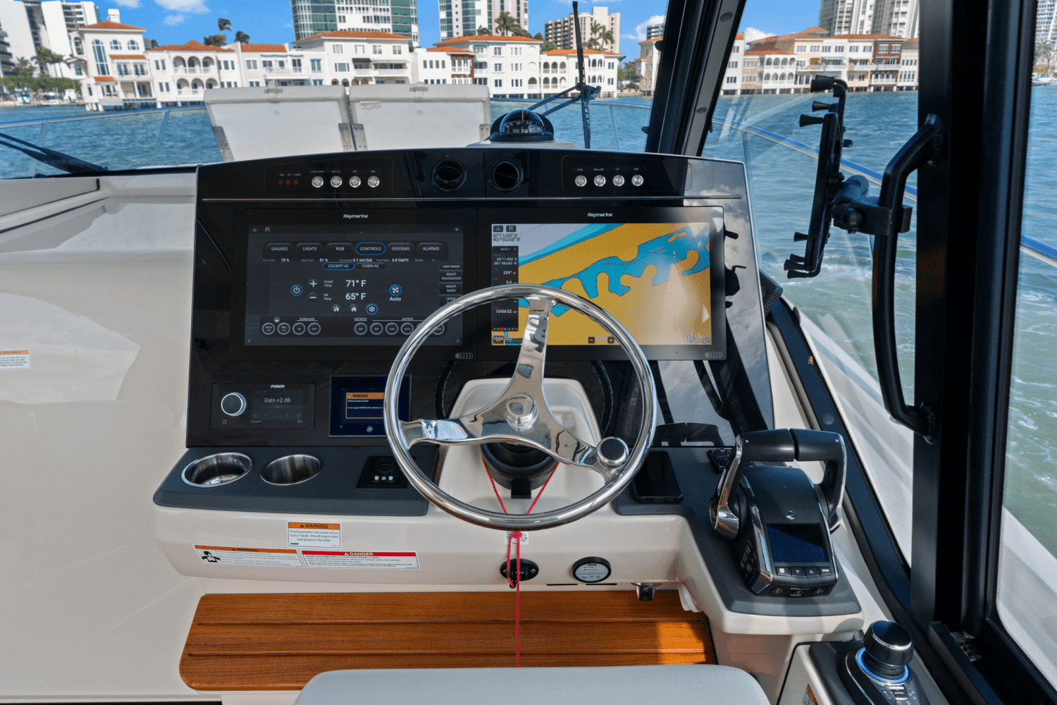 2022 Boston Whaler 405 CONQUEST Image Thumbnail #29