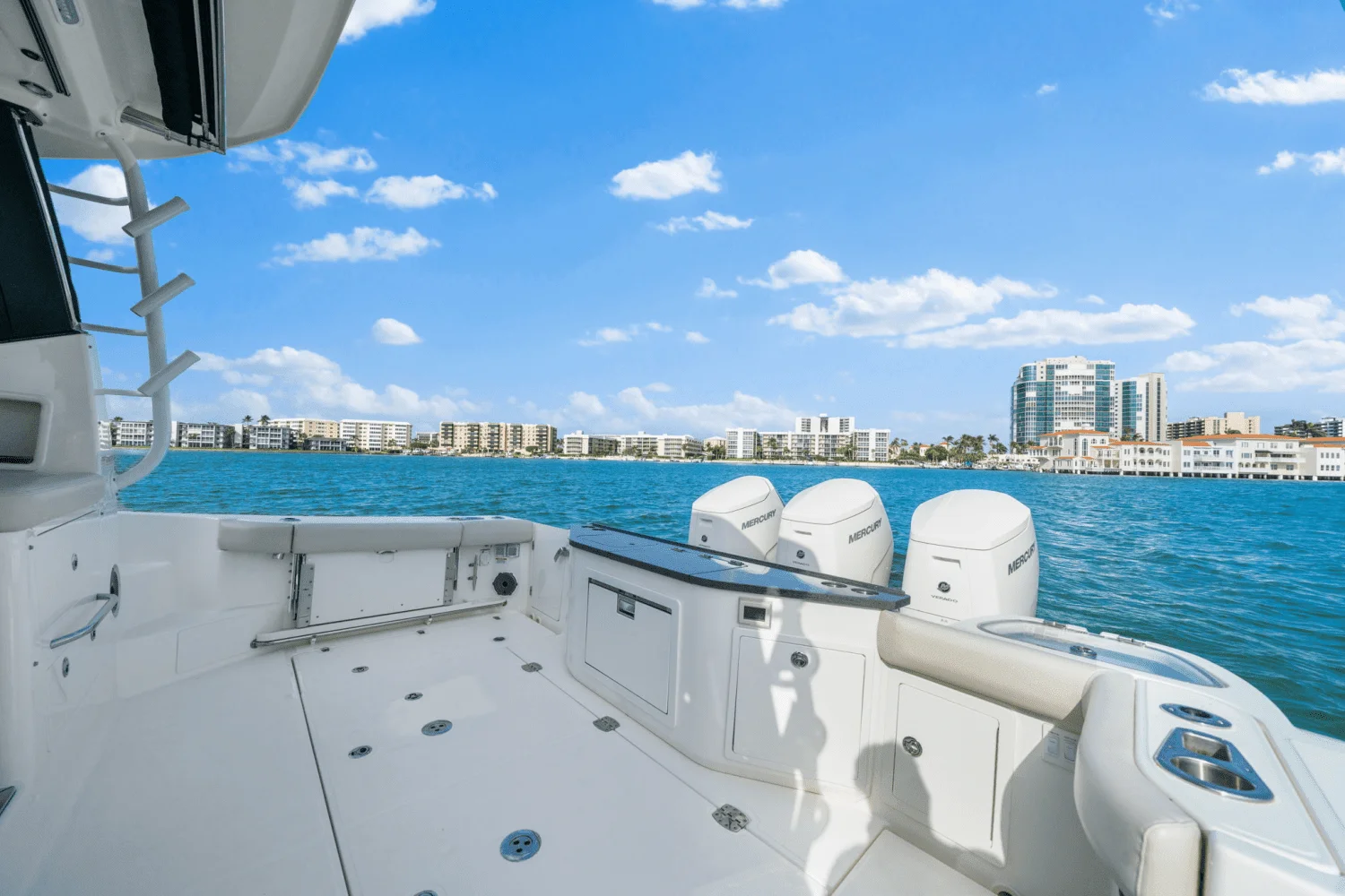 2022 Boston Whaler 405 CONQUEST Image Thumbnail #48