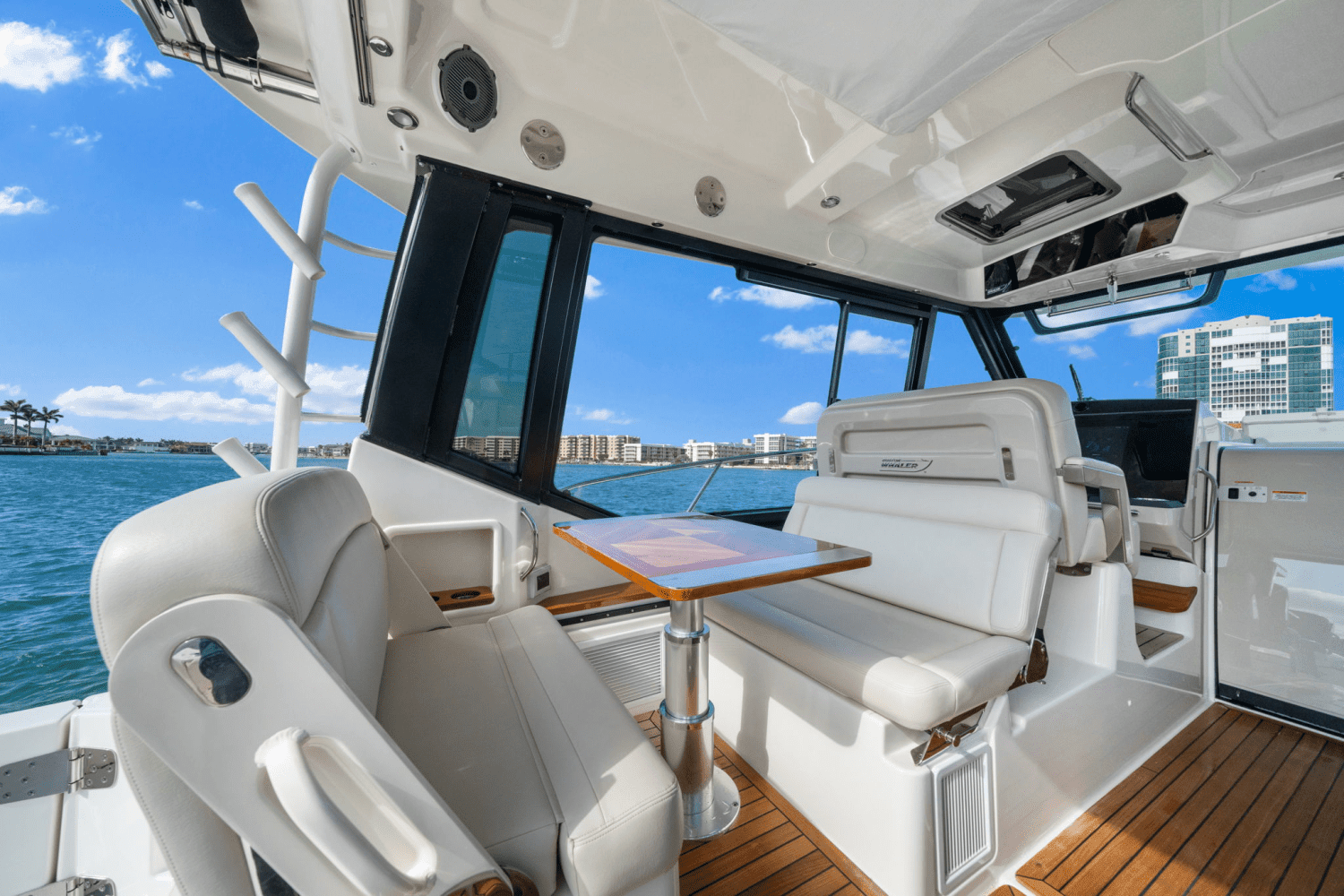 2022 Boston Whaler 405 CONQUEST Image Thumbnail #35