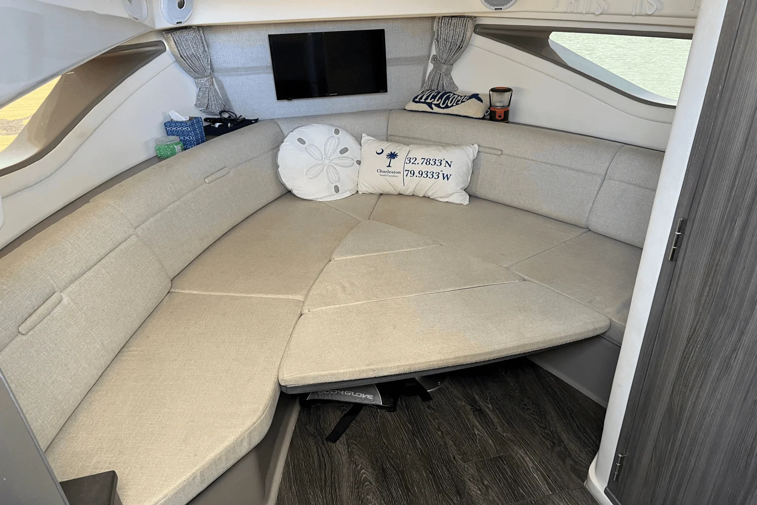 2020 Sea Ray 320 SUNDANCER Image Thumbnail #27