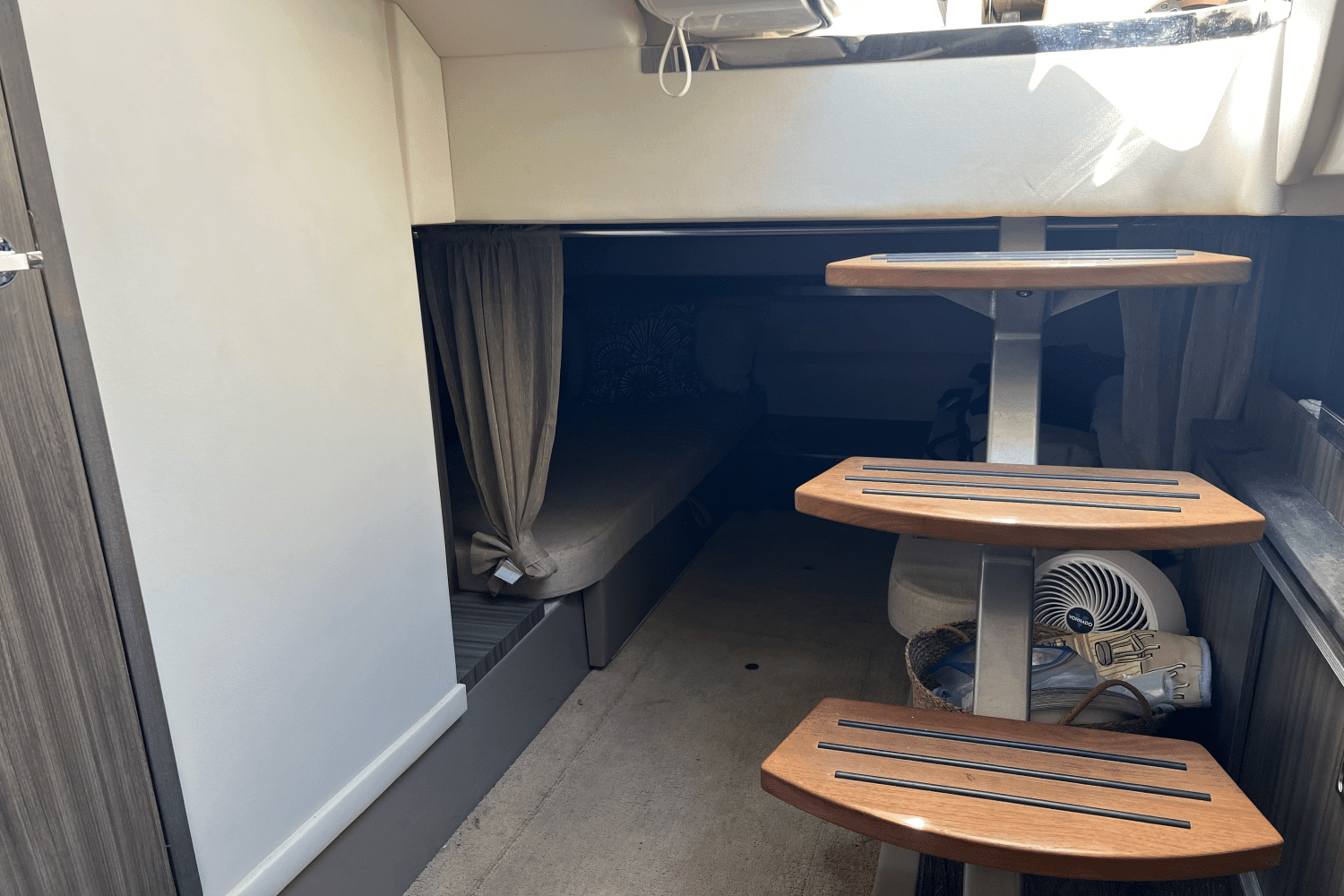 2020 Sea Ray 320 SUNDANCER Image Thumbnail #26