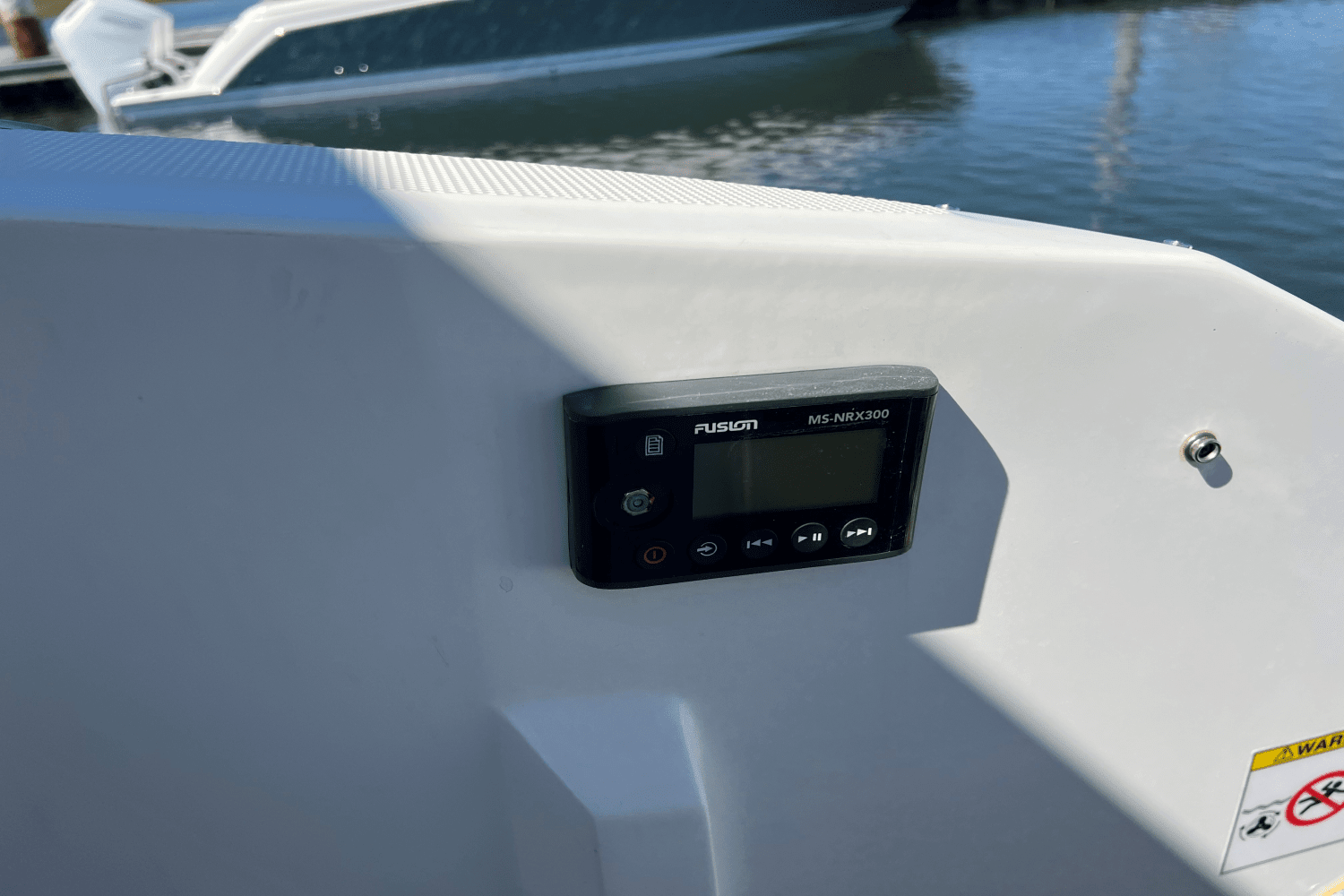 2020 Sea Ray 320 SUNDANCER Image Thumbnail #10