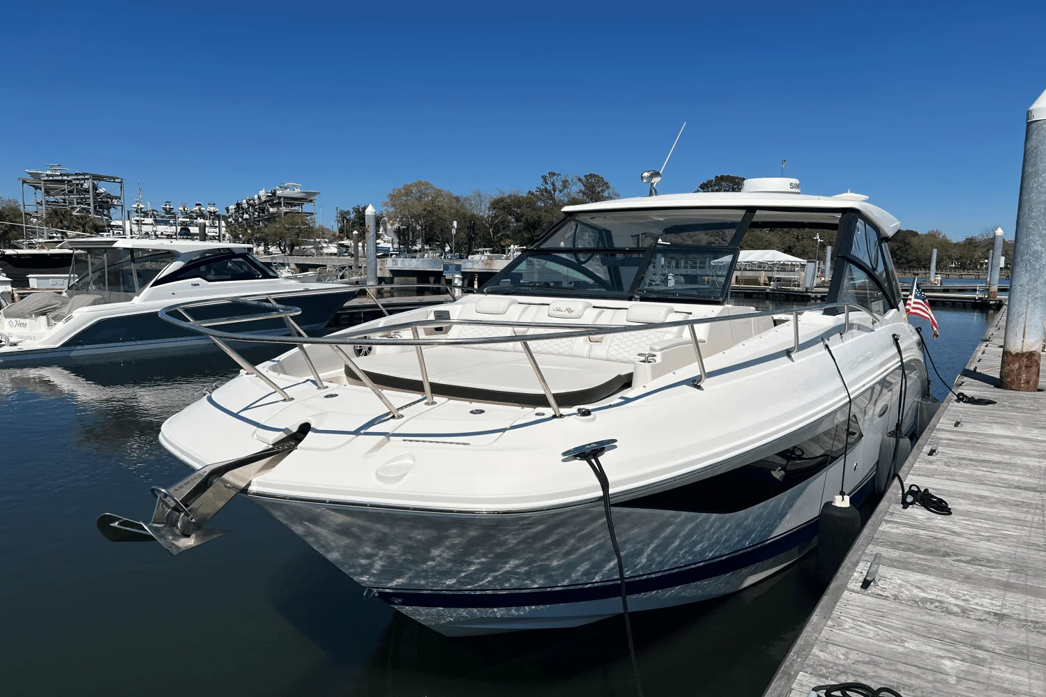 2020 Sea Ray 320 SUNDANCER Image Thumbnail #5