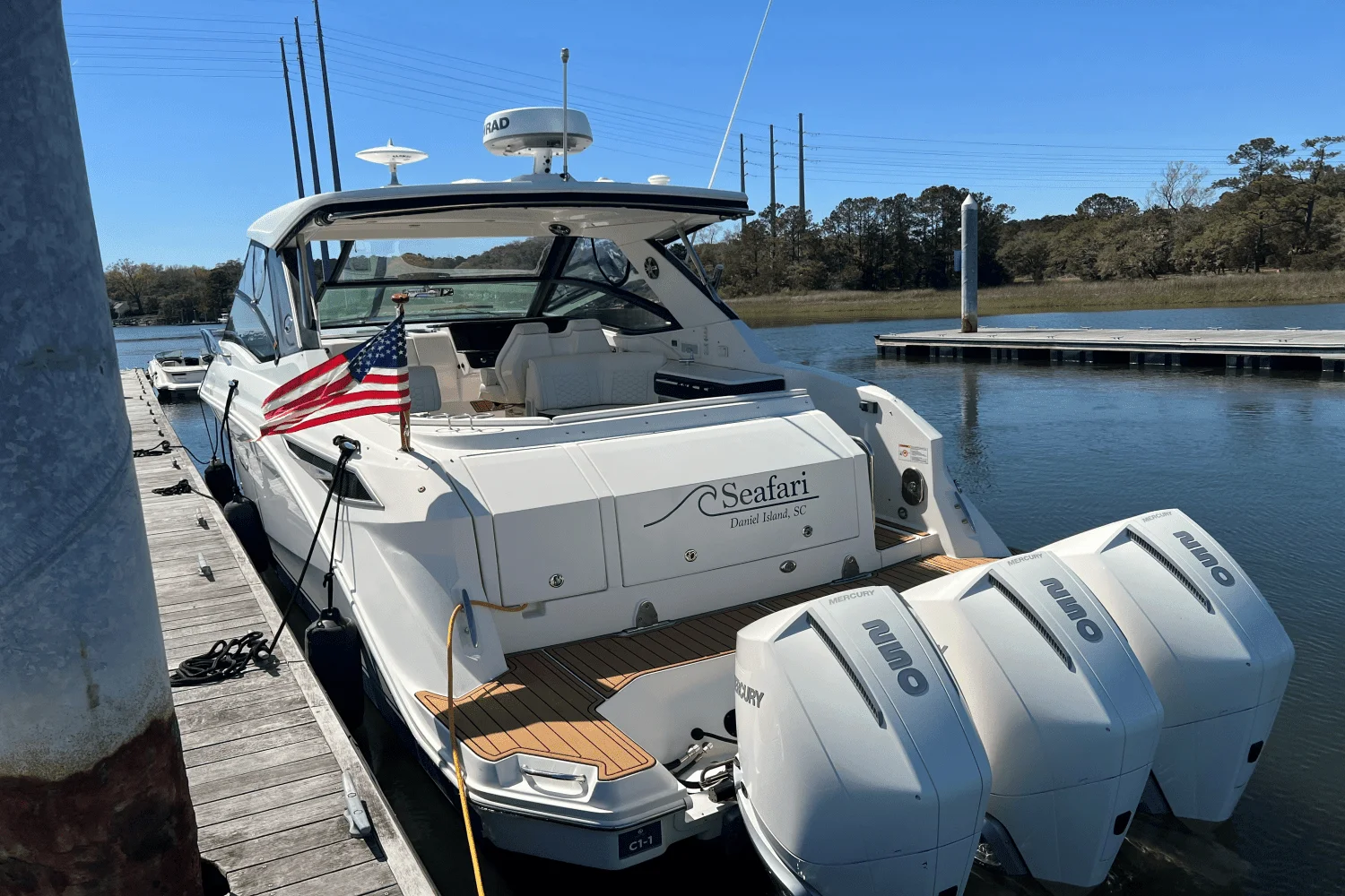 2020 Sea Ray 320 SUNDANCER Image Thumbnail #4