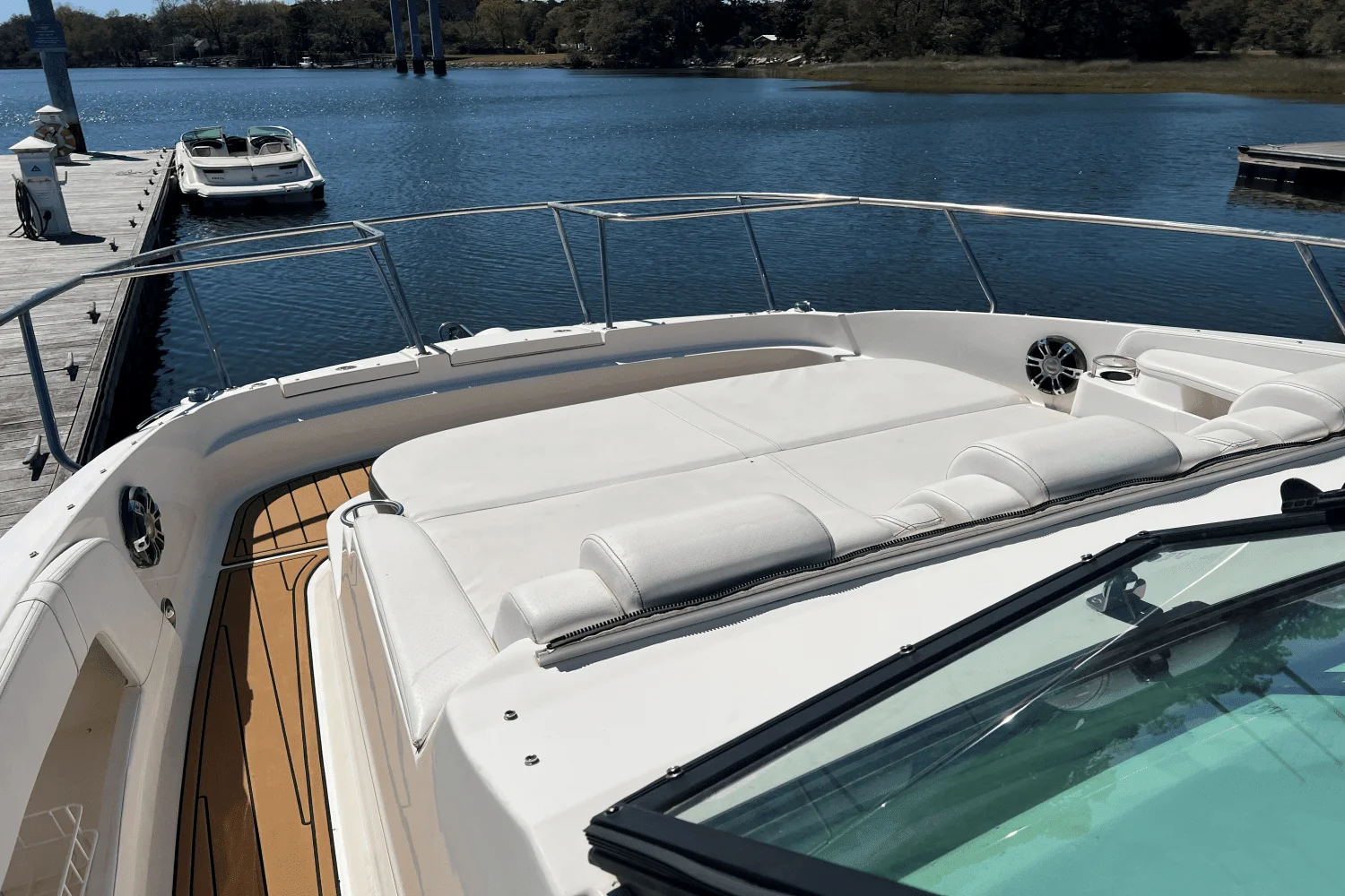 2020 Sea Ray 320 SUNDANCER Image Thumbnail #30