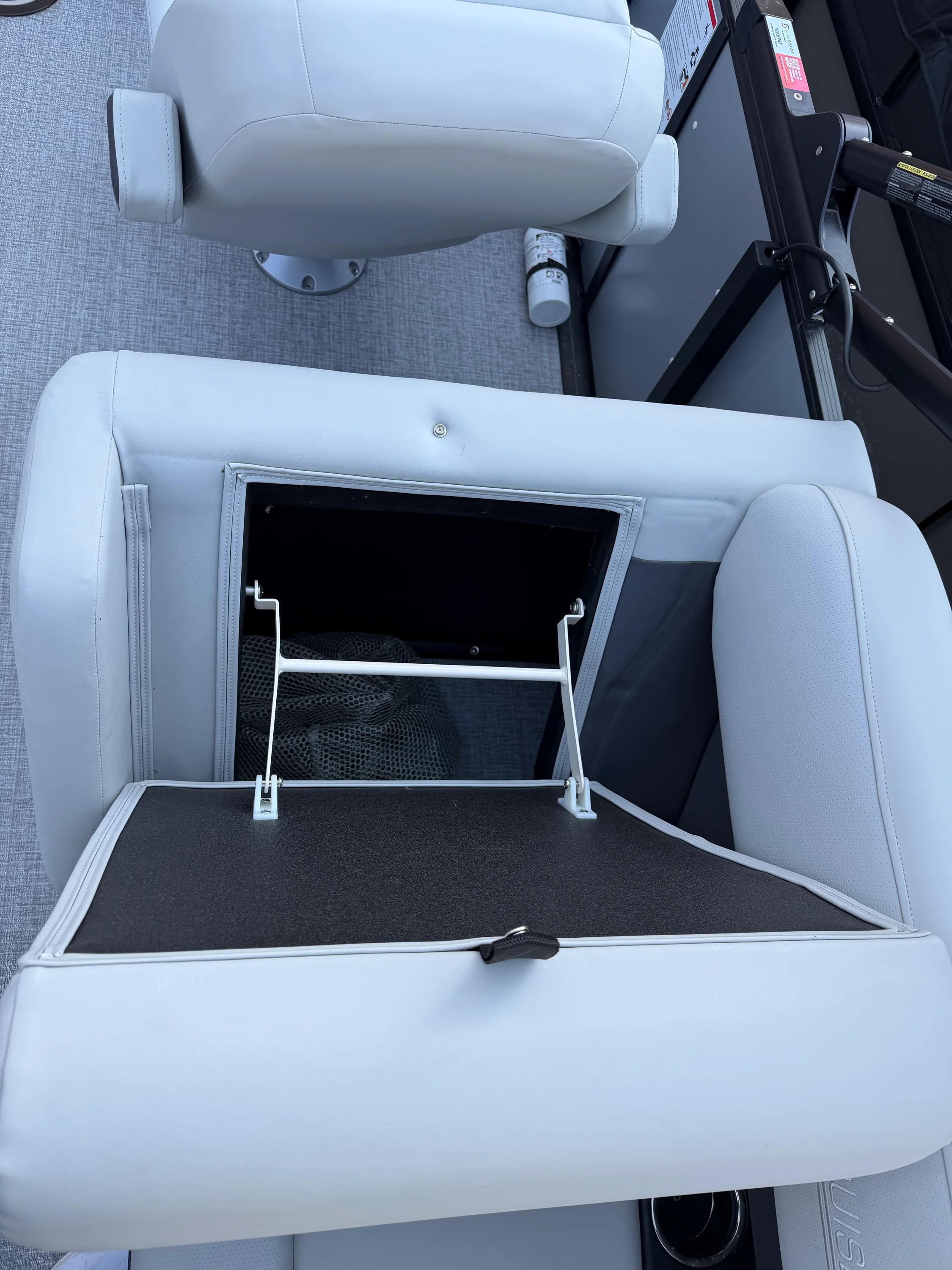 2025 Harris 230 Cruiser Image Thumbnail #11