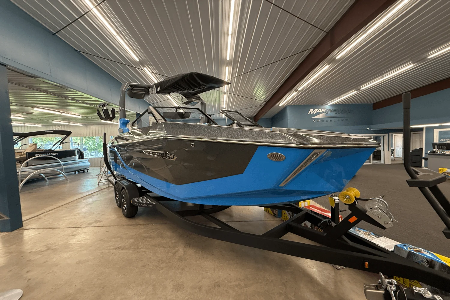 2025 Nautique Super Air Nautique G23 Image Thumbnail #3