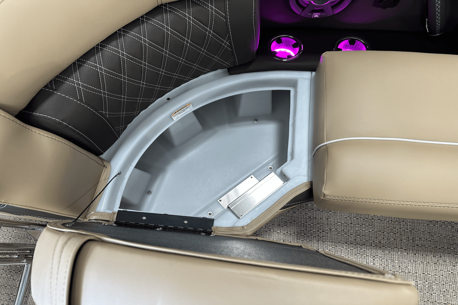 2025 Barletta Lusso Image Thumbnail #24