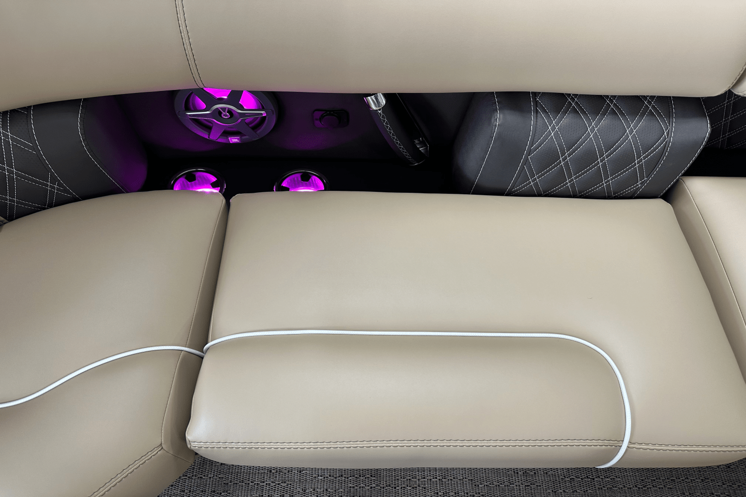 2025 Barletta Lusso Image Thumbnail #25