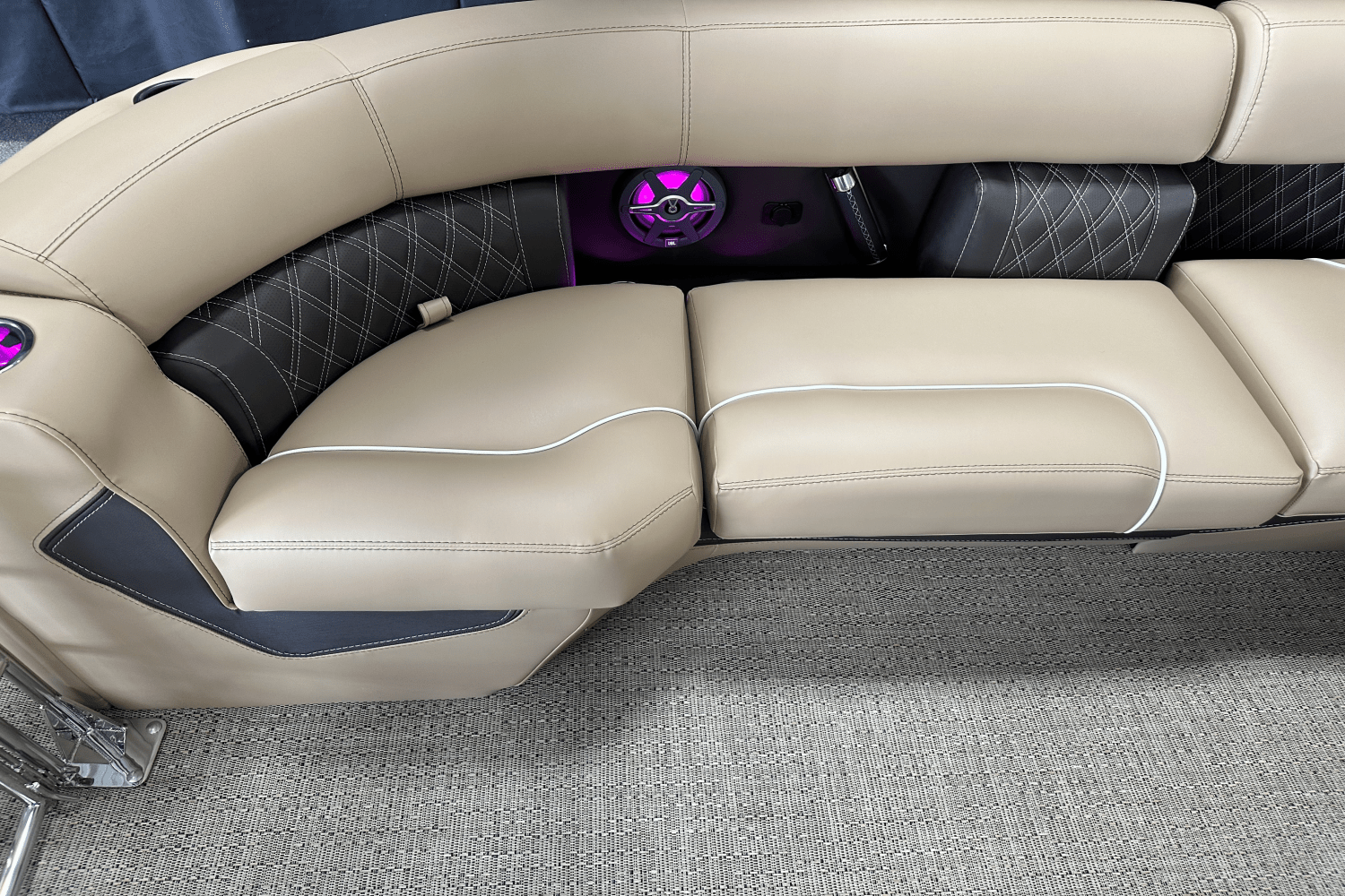 2025 Barletta Lusso Image Thumbnail #23