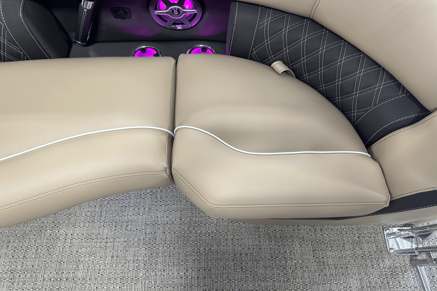 2025 Barletta Lusso Image Thumbnail #37