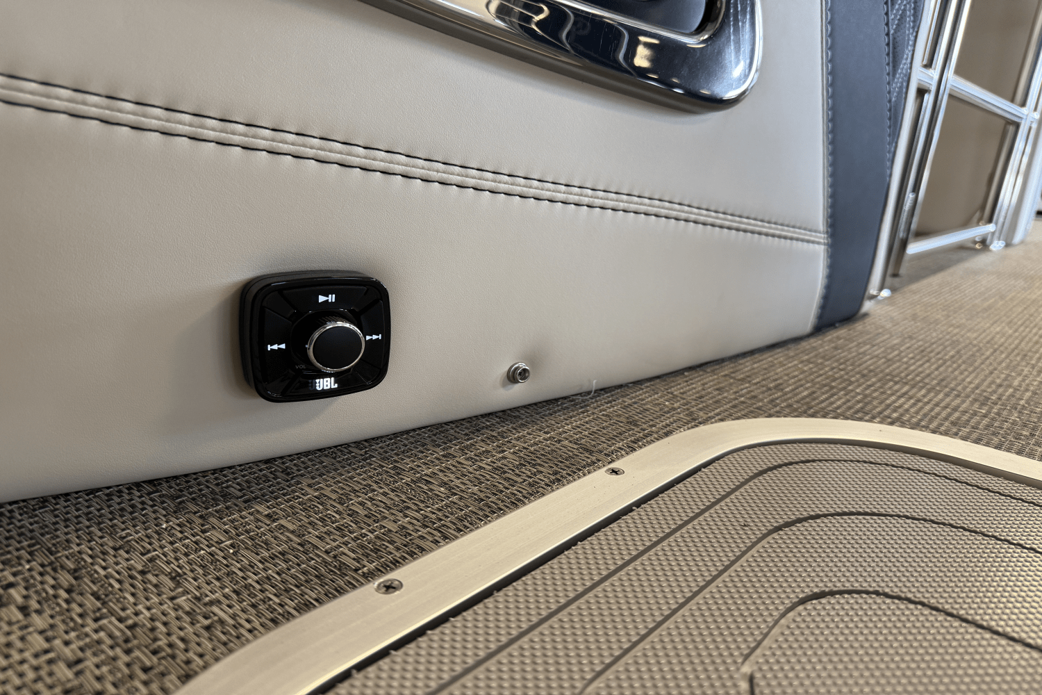 2025 Barletta Lusso Image Thumbnail #23