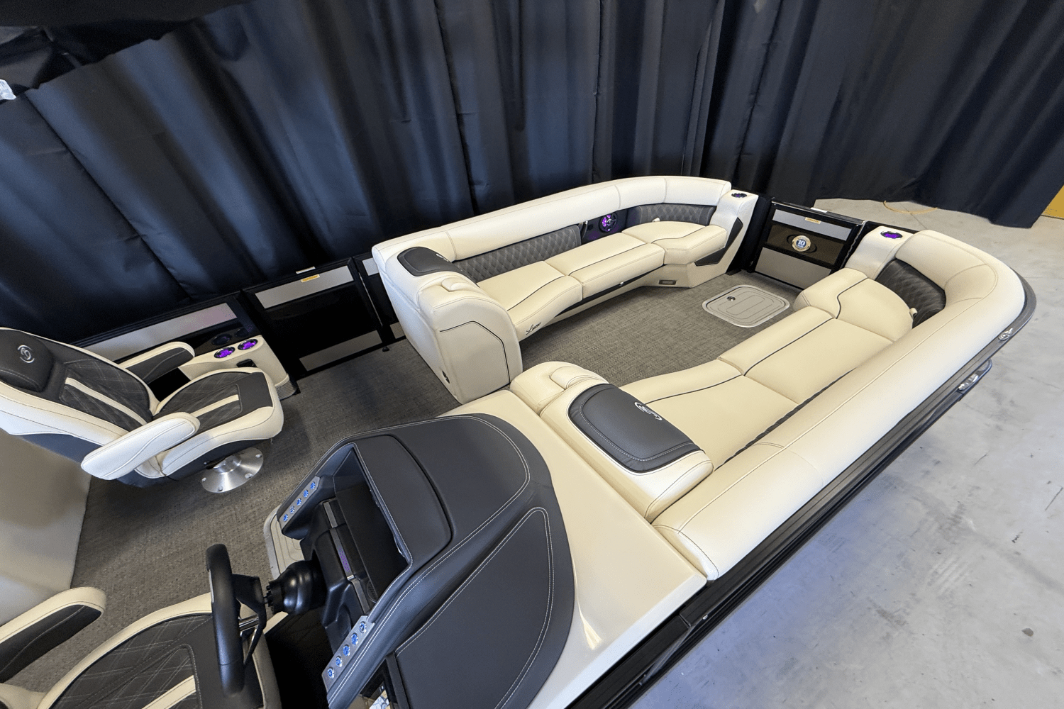 2025 Barletta Lusso Image Thumbnail #9
