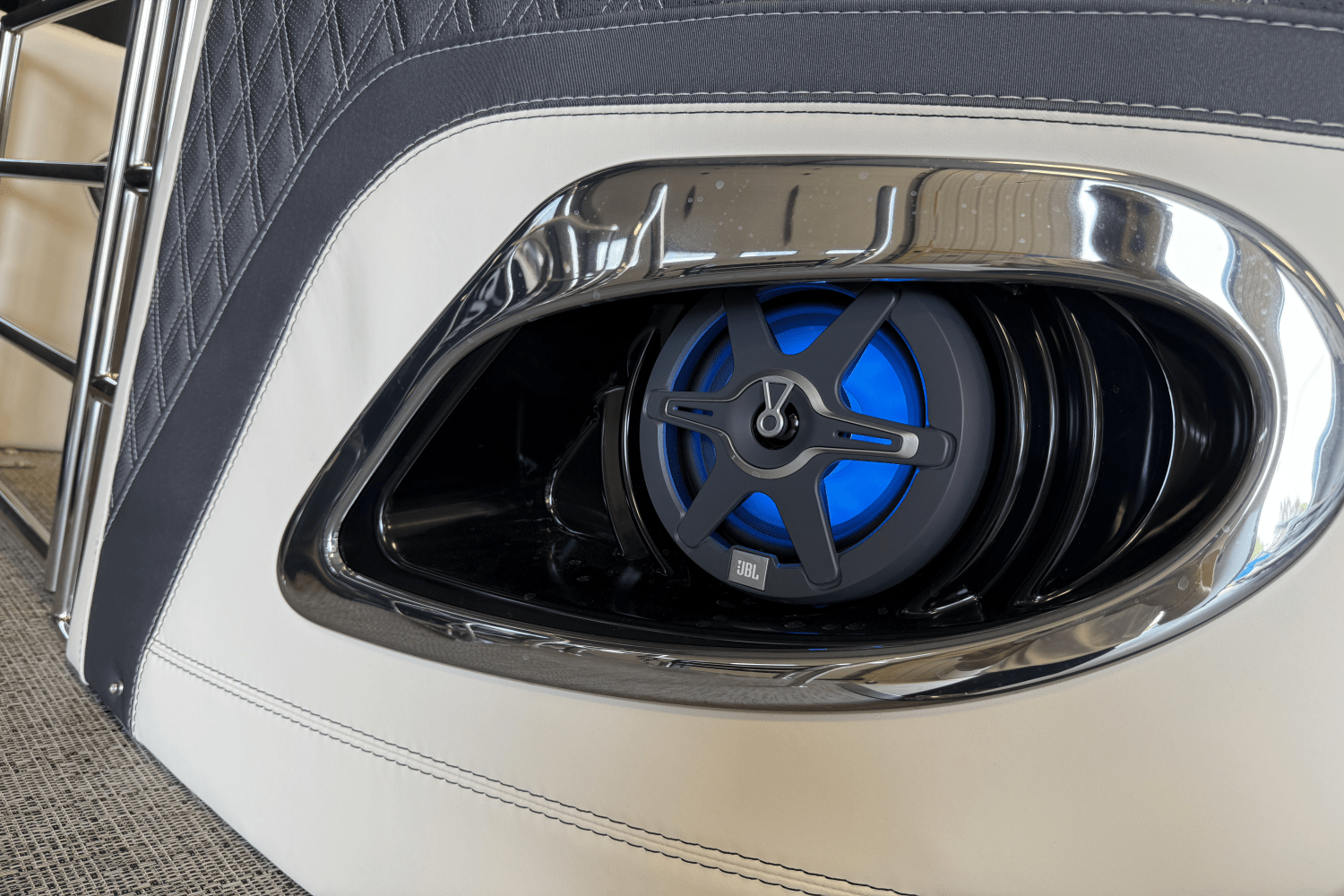 2025 Barletta Lusso Image Thumbnail #15