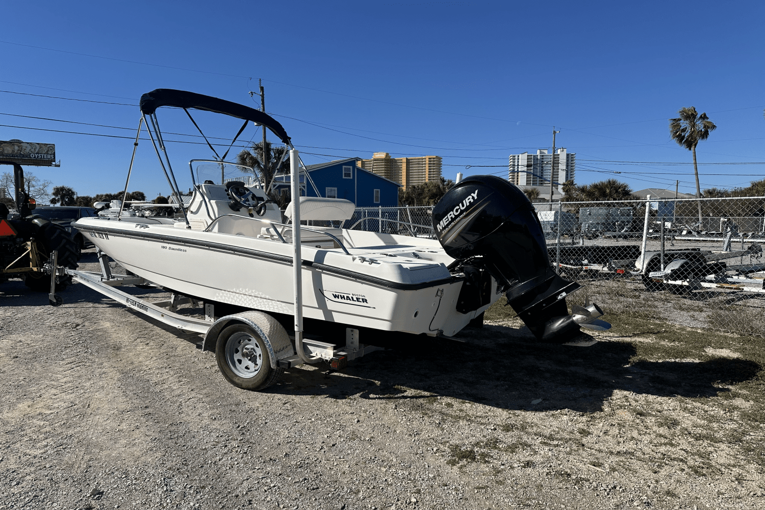 2013 Boston Whaler 180 DAUNTLESS Image Thumbnail #3