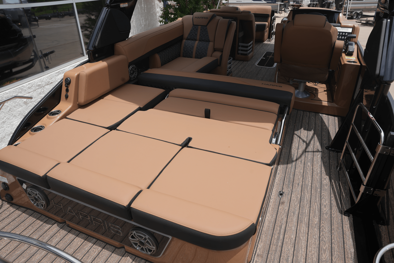 2025 Harris Grand Mariner 250 Image Thumbnail #10