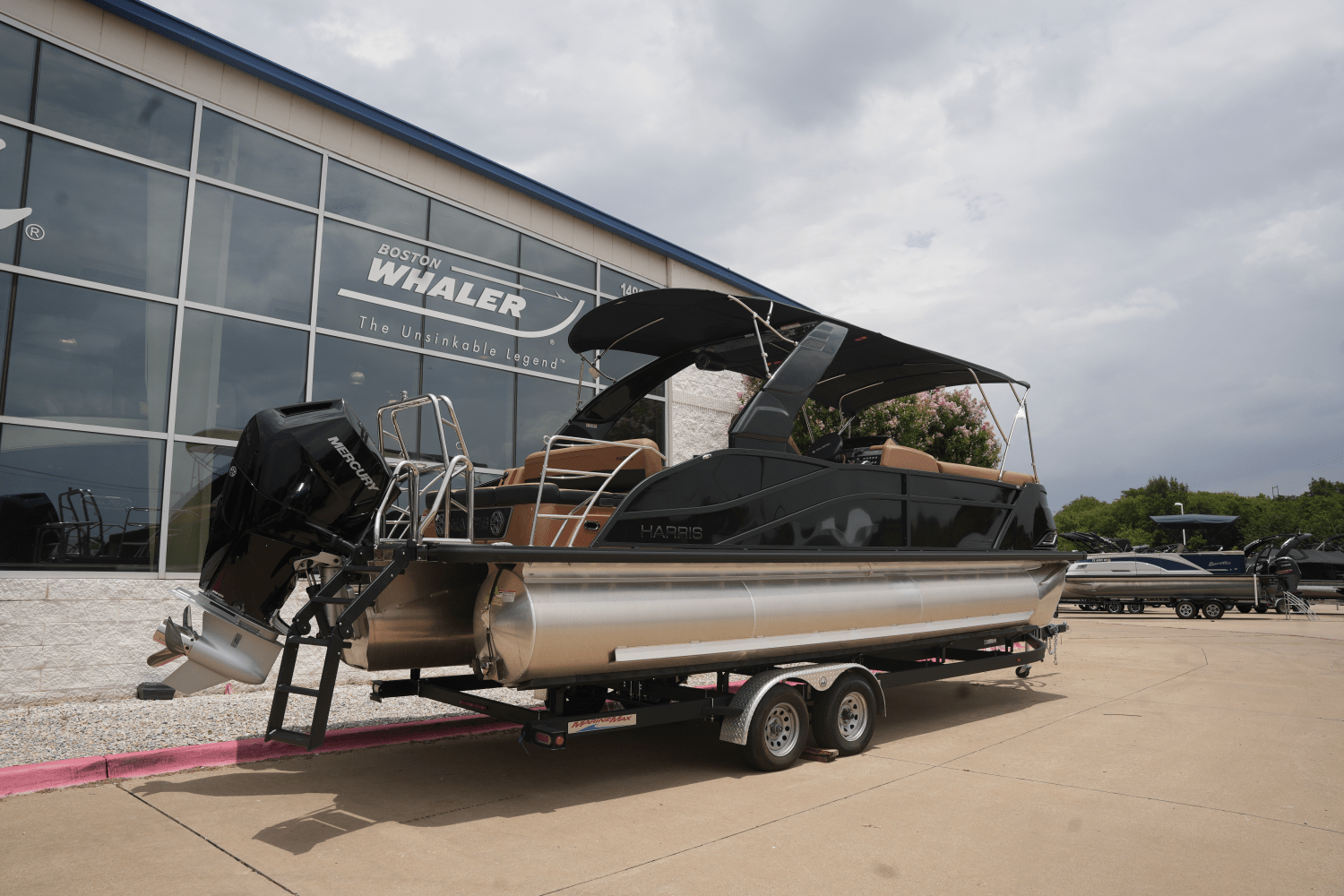 2025 Harris Grand Mariner 250 Image Thumbnail #2