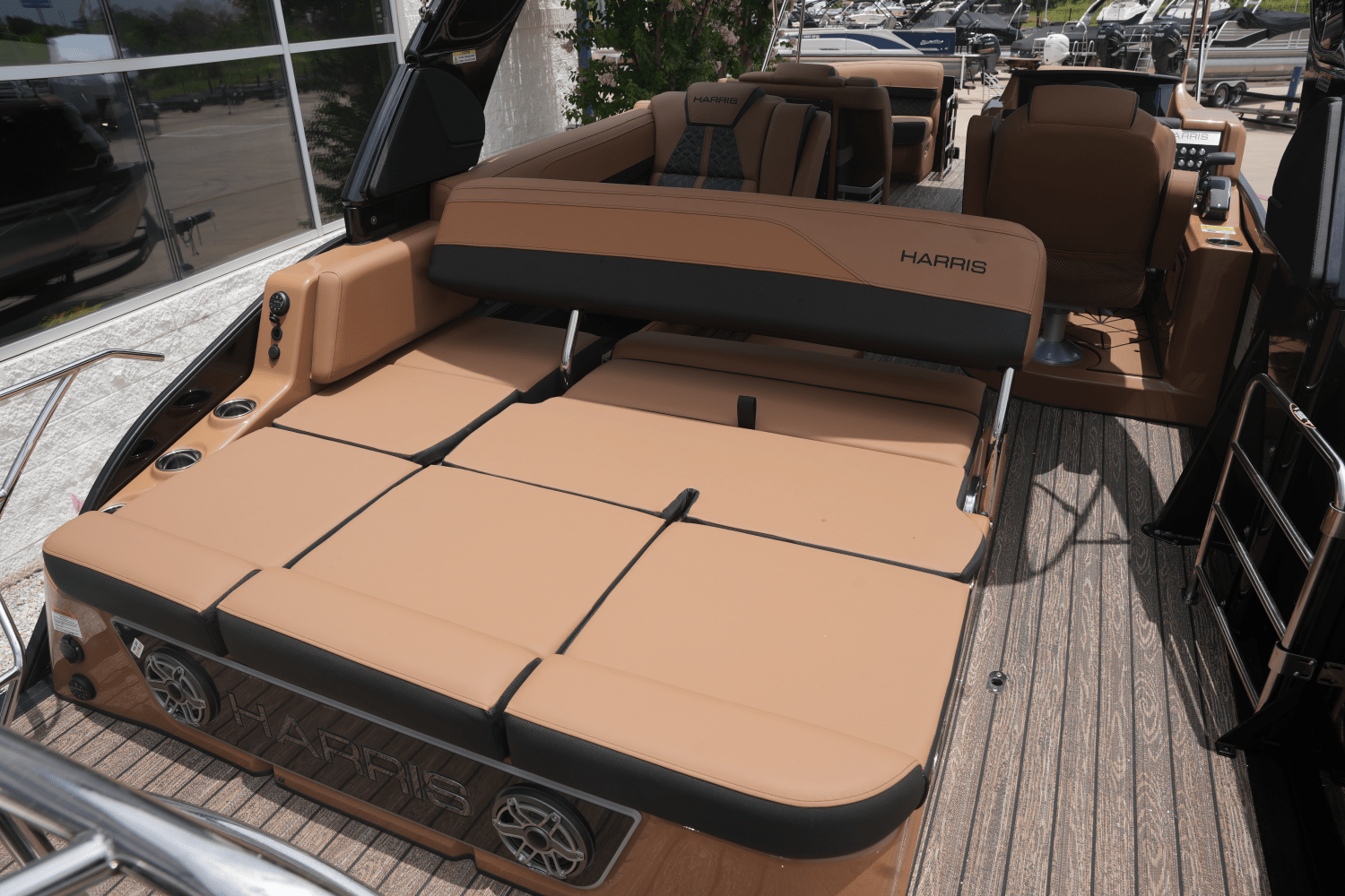 2025 Harris Grand Mariner 250 Image Thumbnail #9