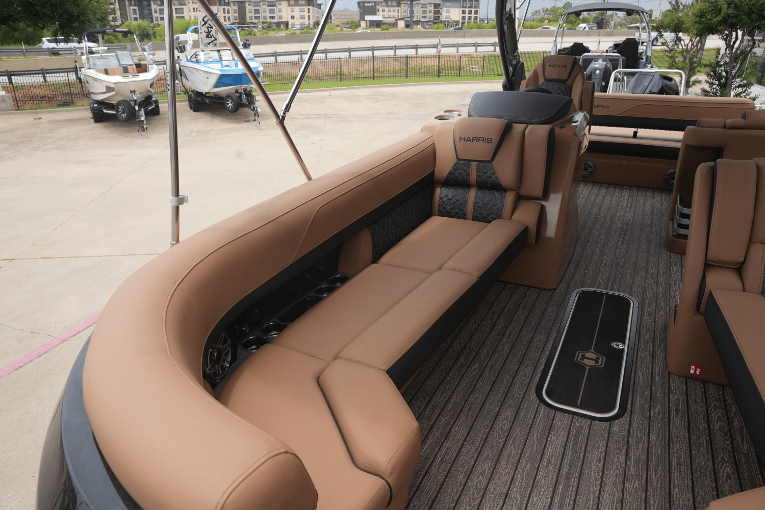 2025 Harris Grand Mariner 250 Image Thumbnail #25