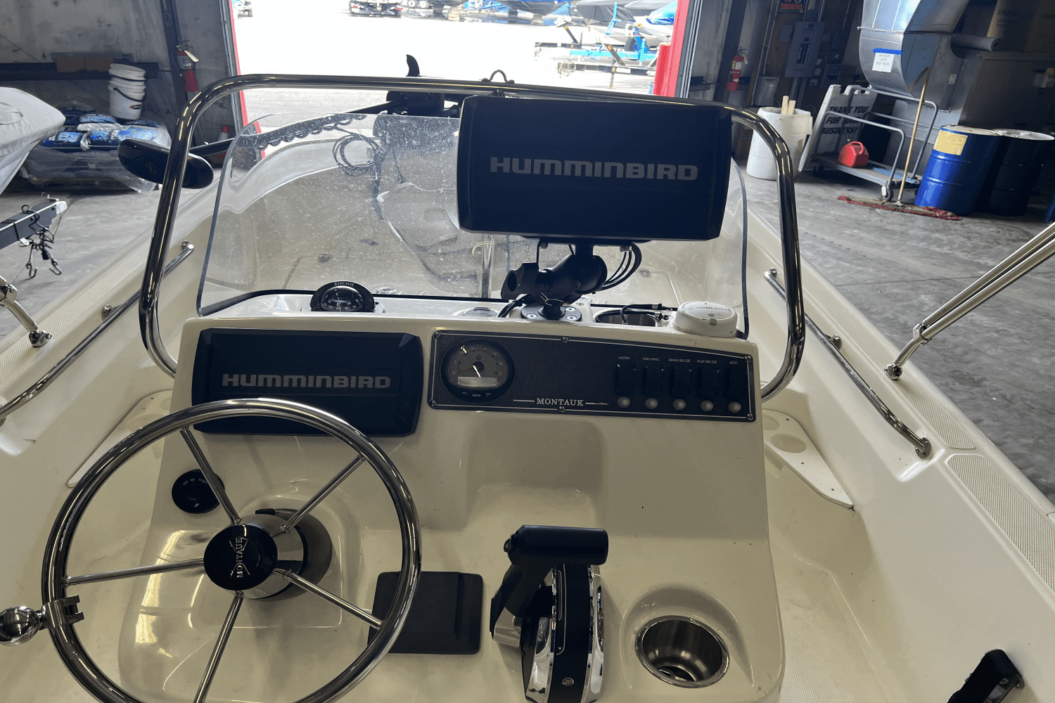 2023 Boston Whaler 17 MONTAUK Image Thumbnail #9