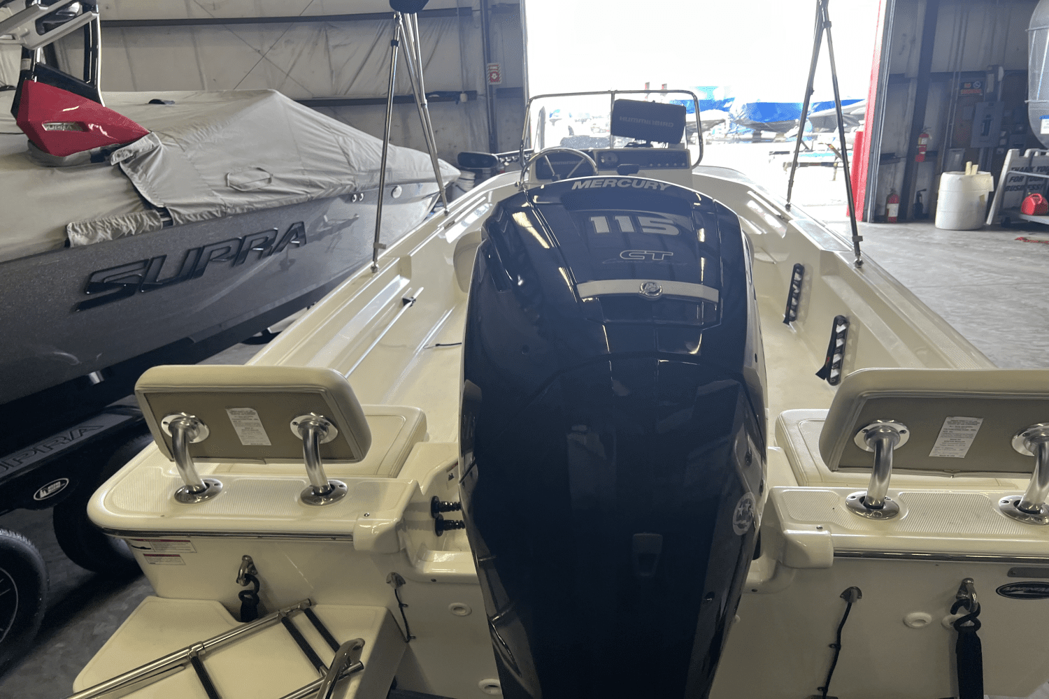 2023 Boston Whaler 17 MONTAUK Image Thumbnail #3